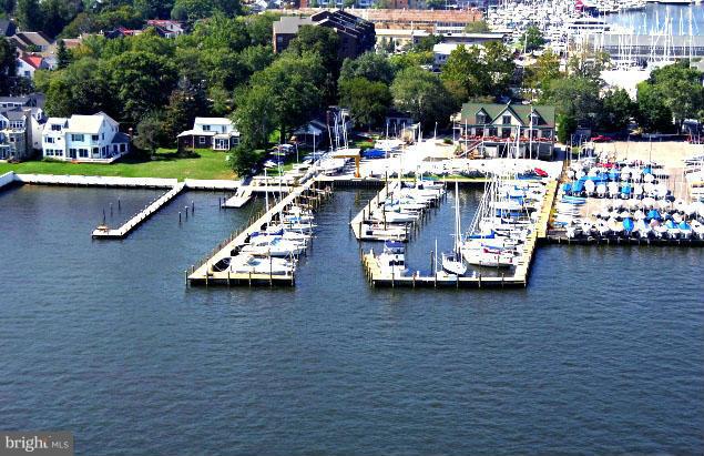 COLONY HILLS - Residential