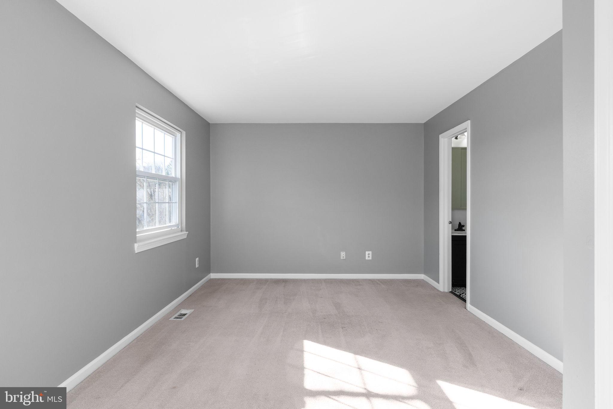 STOCKBRIDGE CONDO - Residential