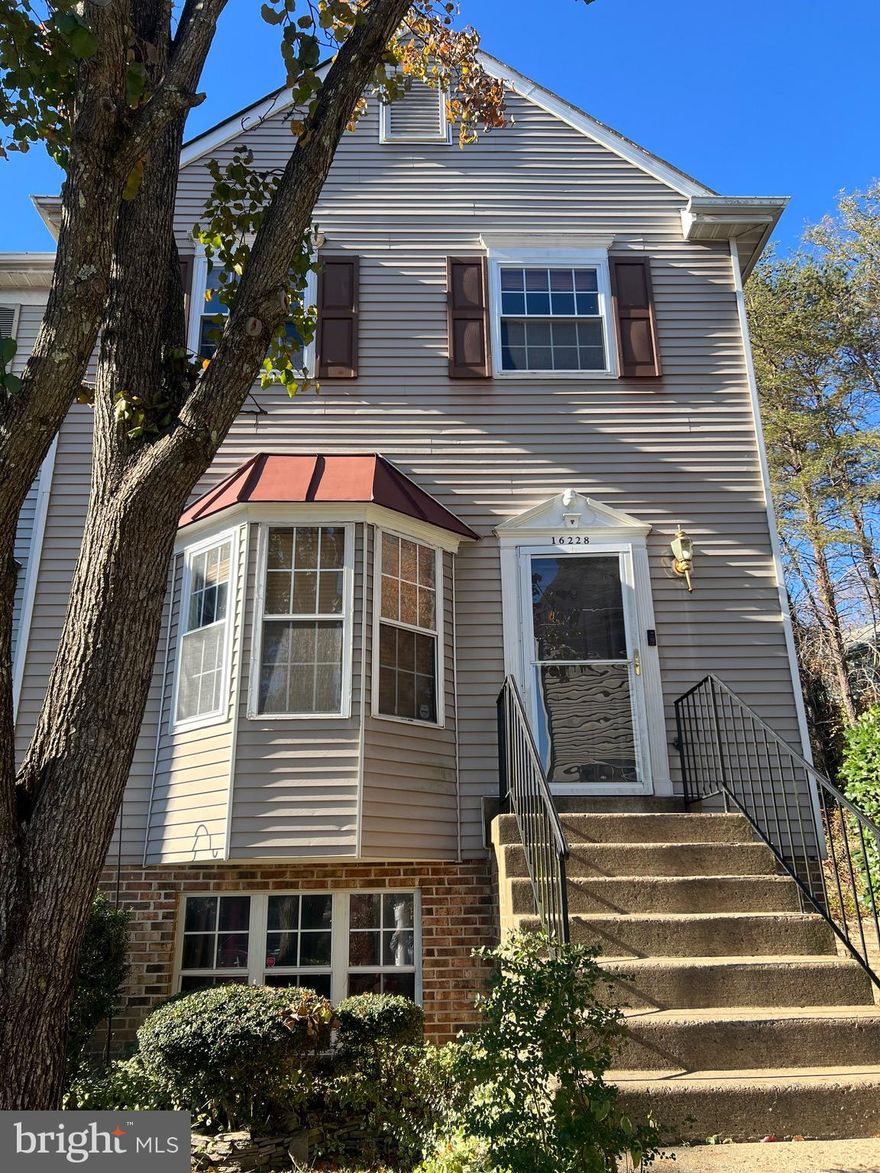 Welcome home to this beautifully updated end unit townhome style condo in the heart of Dumfries. This 3 bedroom, 2.5 bath home offers a great layout with fresh paint throughout and thoughtful updates. The spacious primary suite features a brand new modern shower, creating a relaxing retreat. Enjoy low maintenance living with turf in the backyard, perfect for entertaining, pets, or play with no mowing required. The privacy of an end unit location helps this home stand out. Conveniently located near I-95 and Quantico Base, as well as shopping and dining, this move in ready home is a must see.