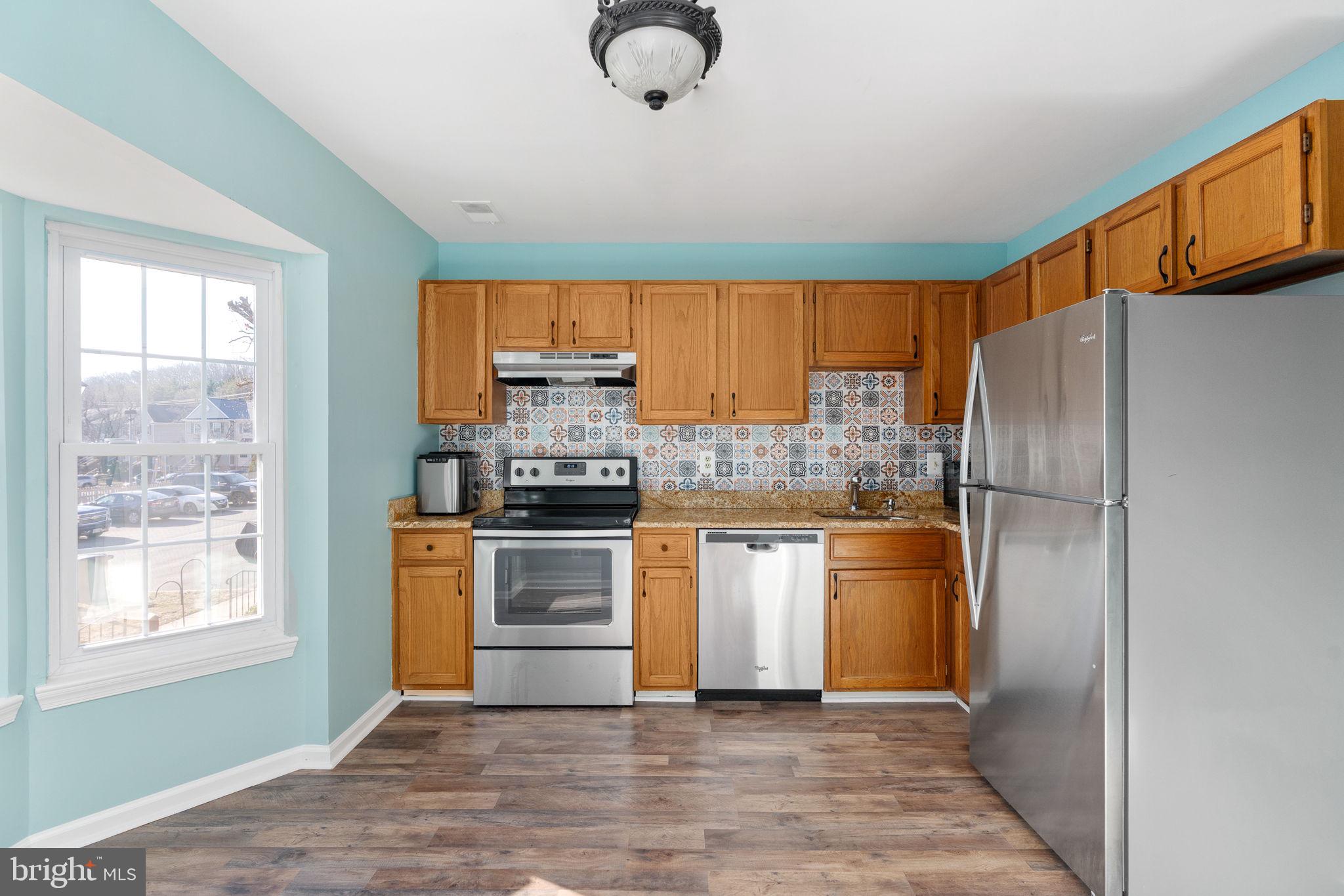 STOCKBRIDGE CONDO - Residential