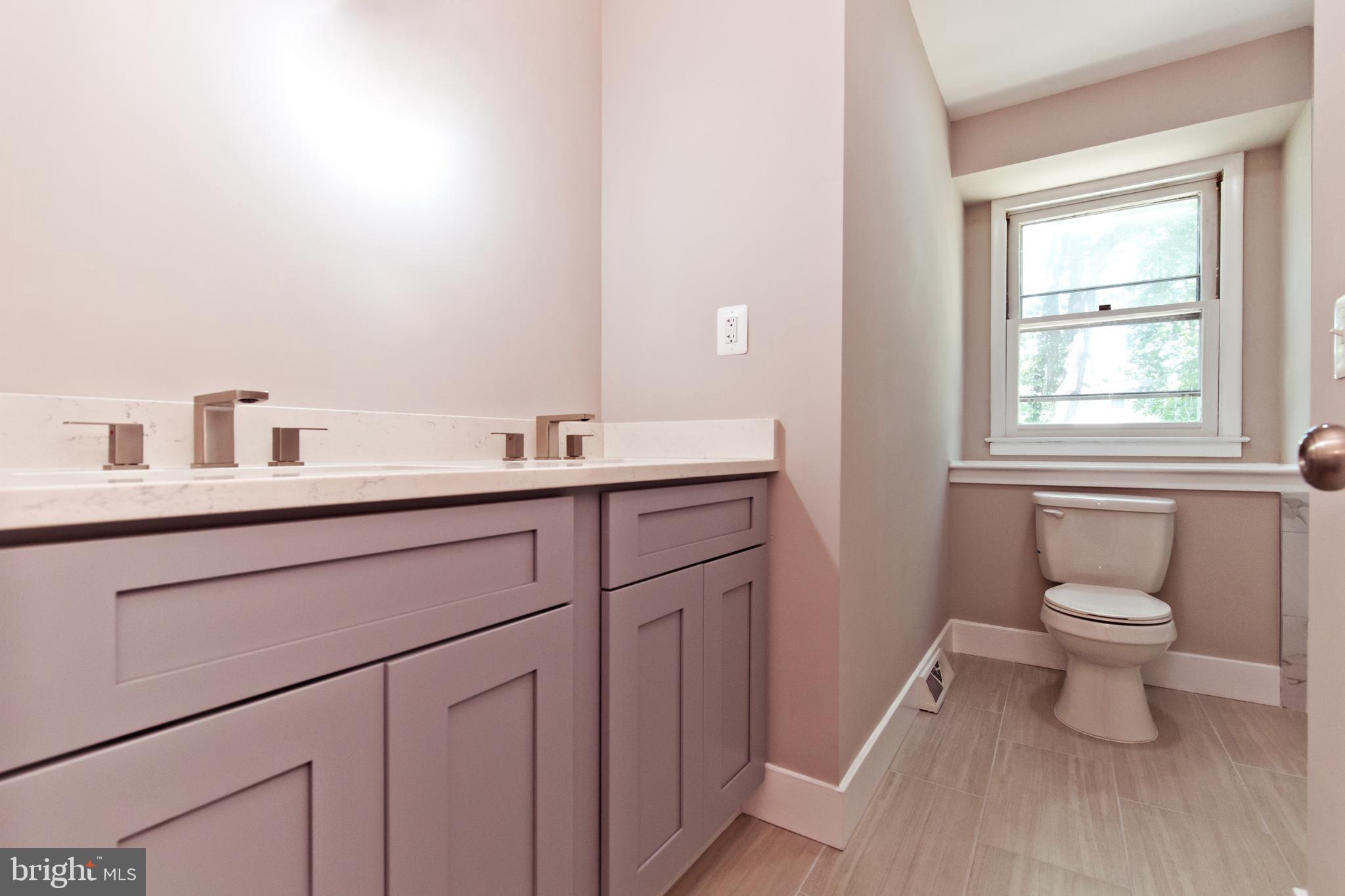 CLOVER HOMES - Residential