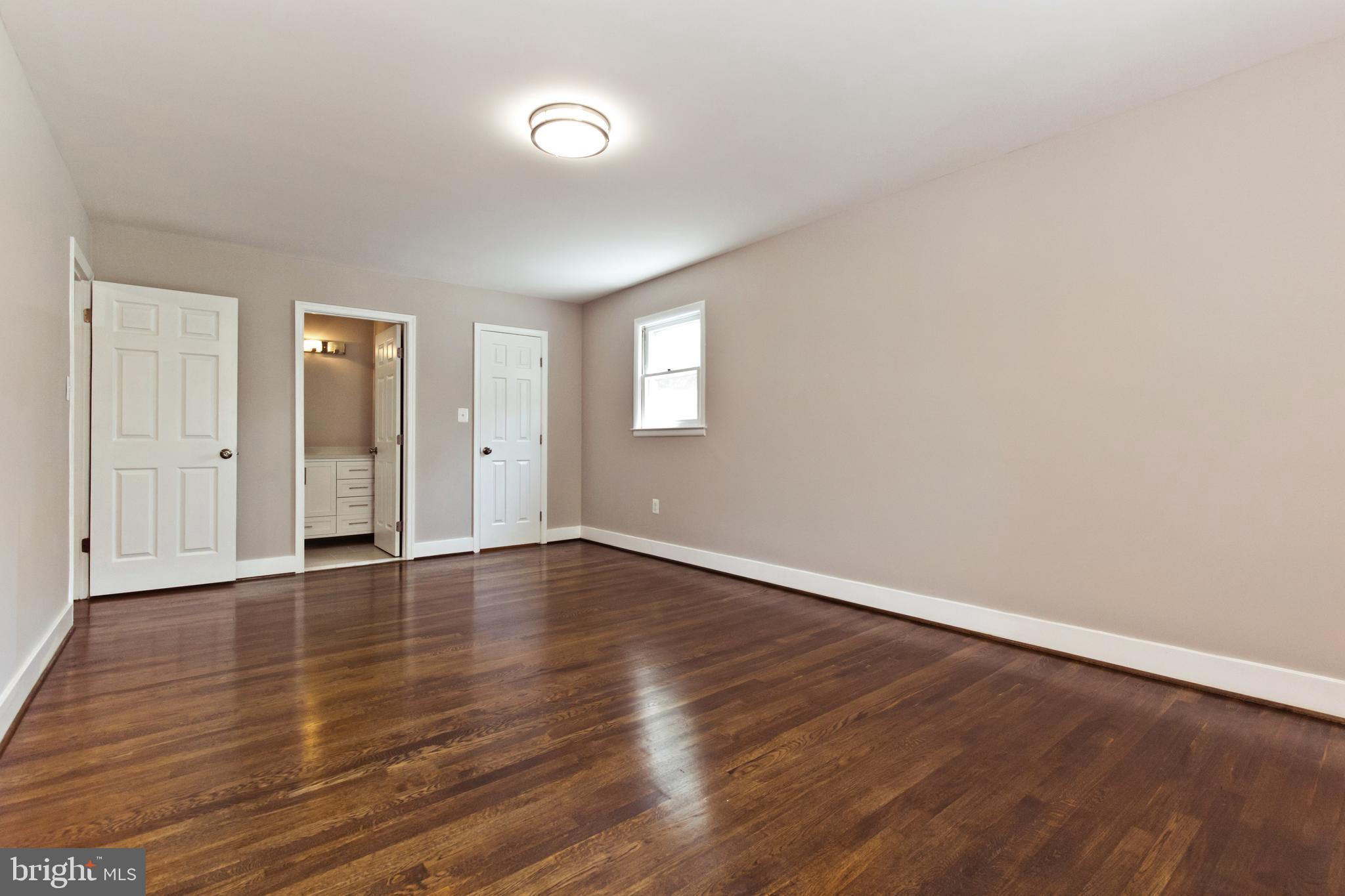 CLOVER HOMES - Residential