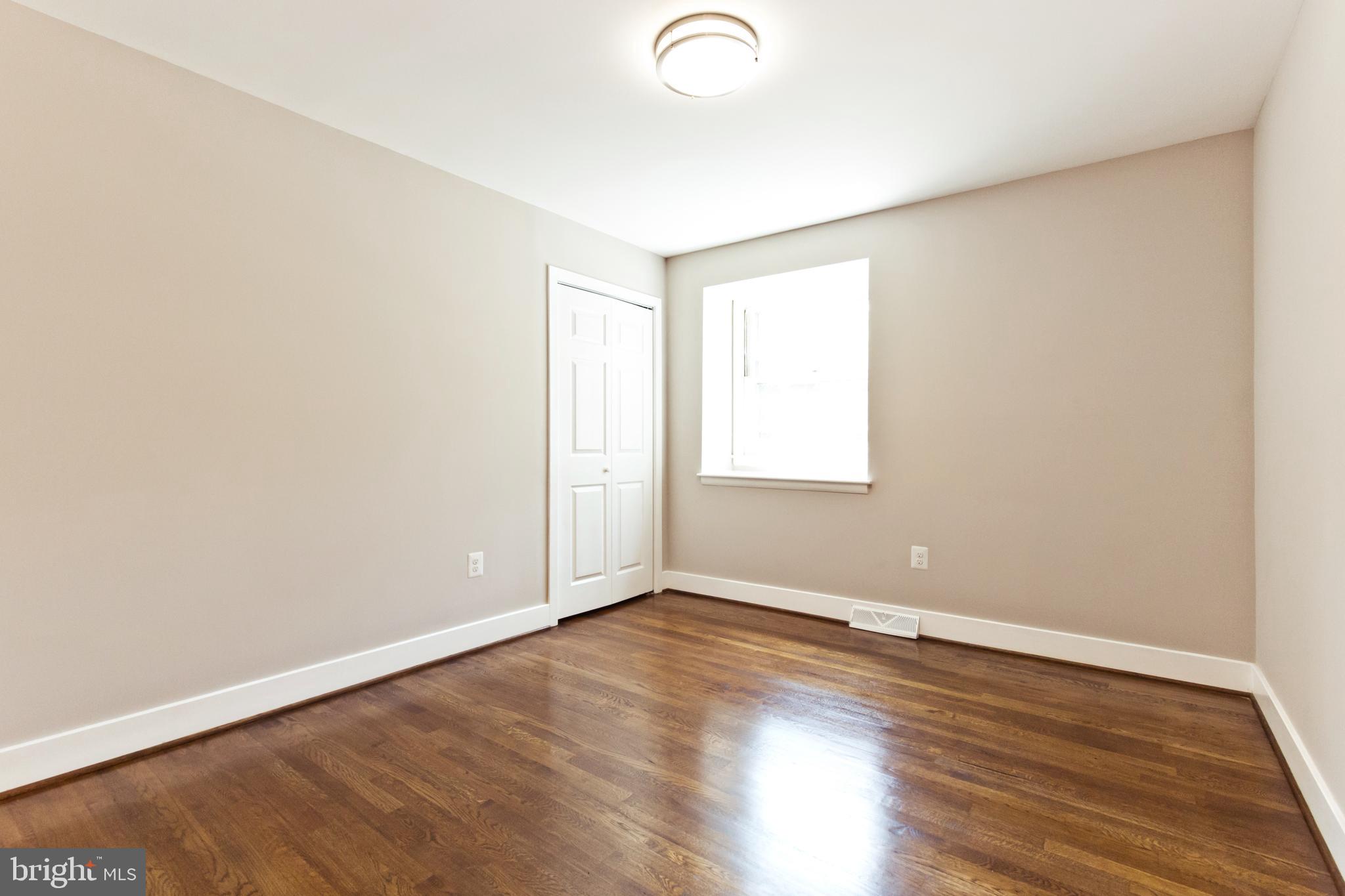 CLOVER HOMES - Residential