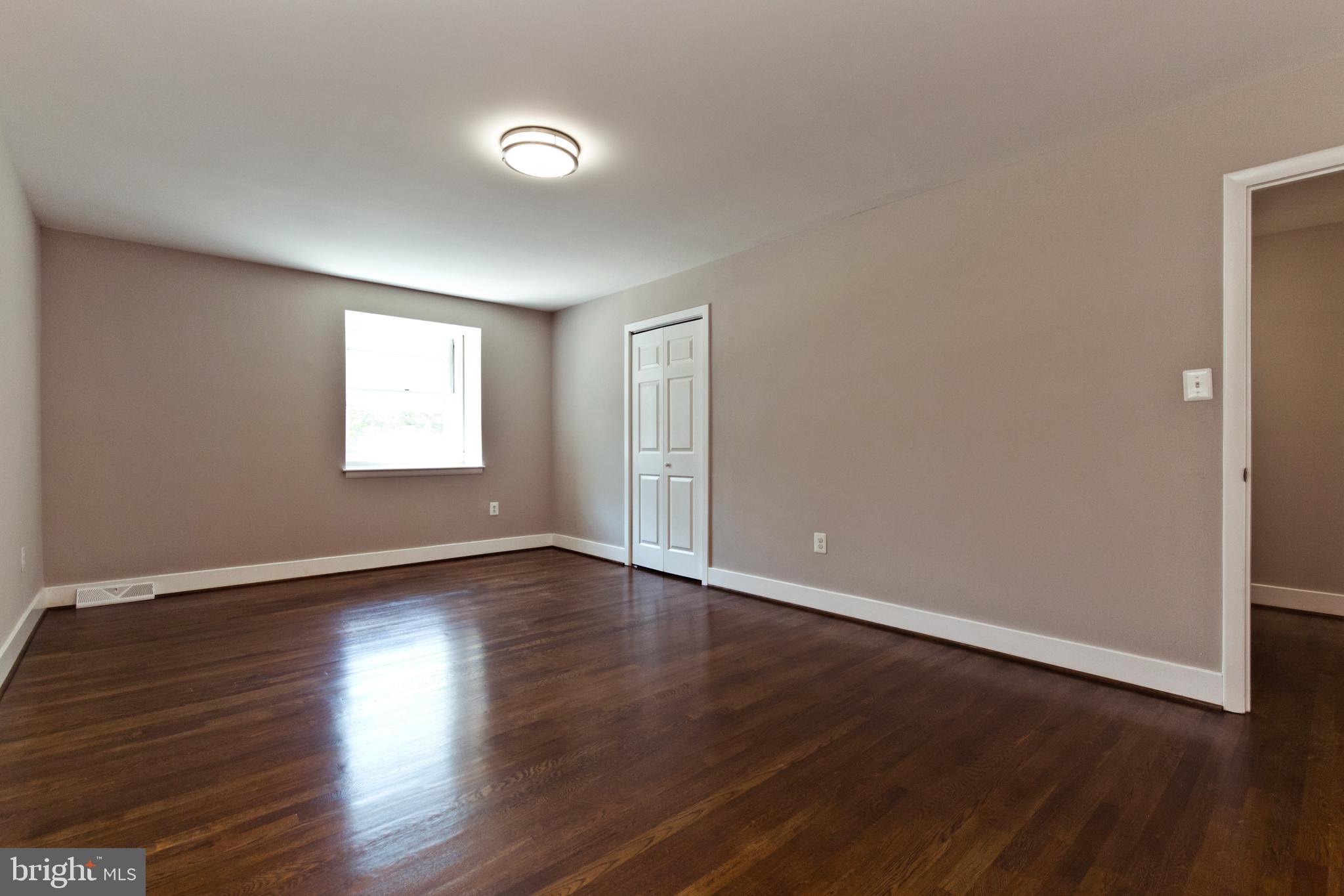 CLOVER HOMES - Residential