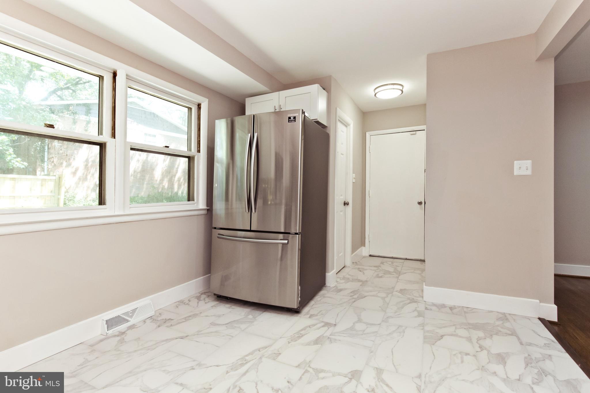 CLOVER HOMES - Residential