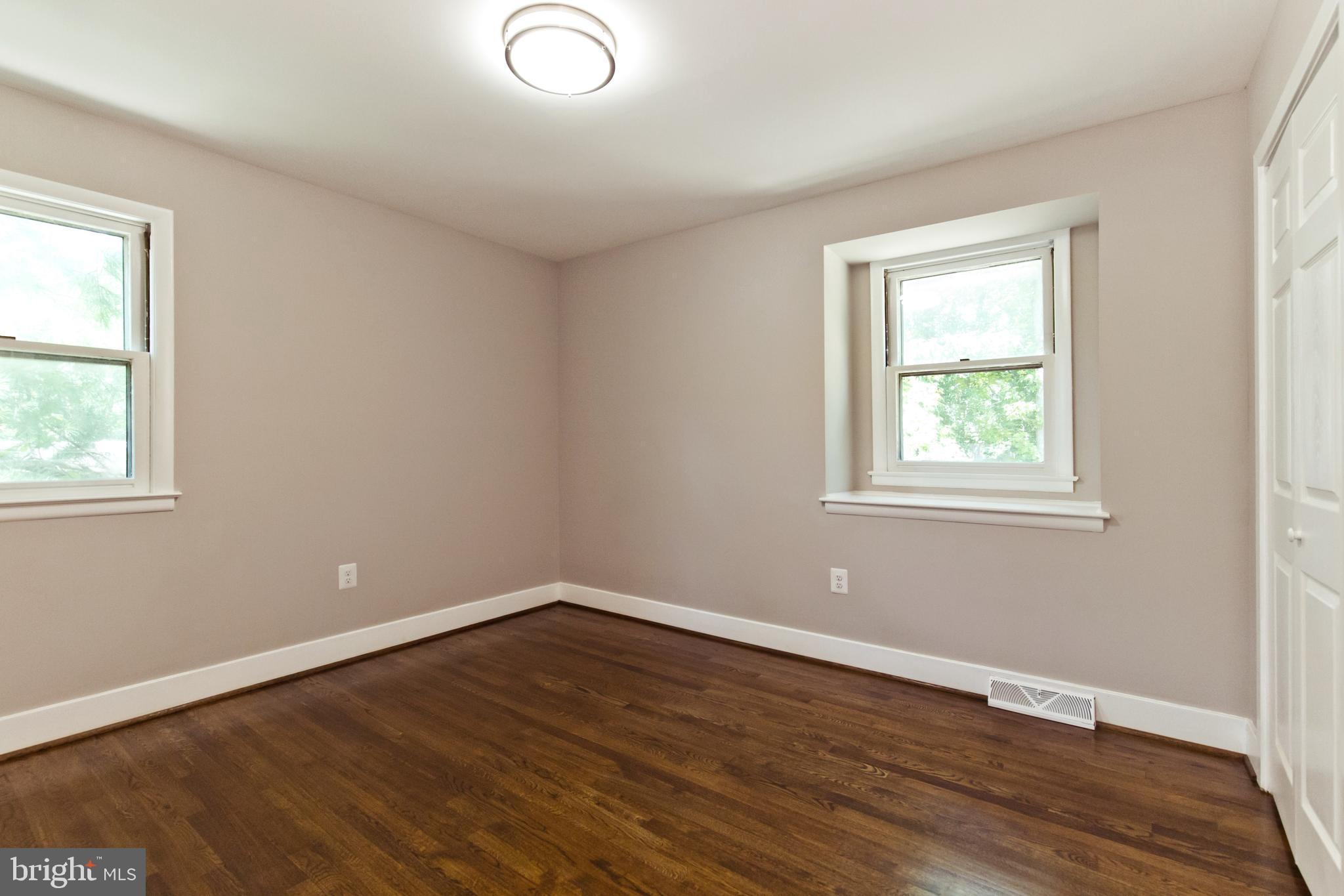 CLOVER HOMES - Residential