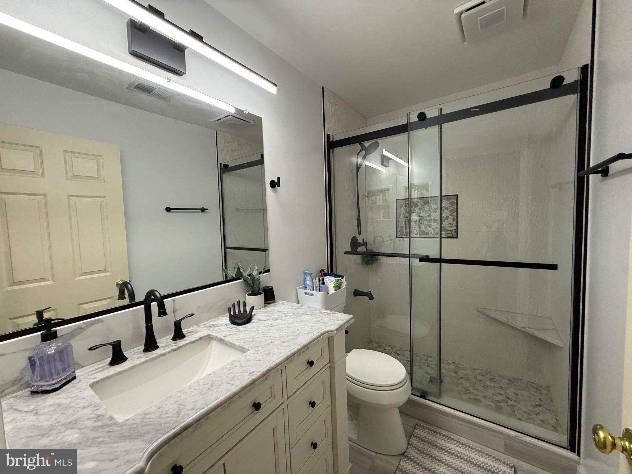 BROADLANDS - Residential Lease