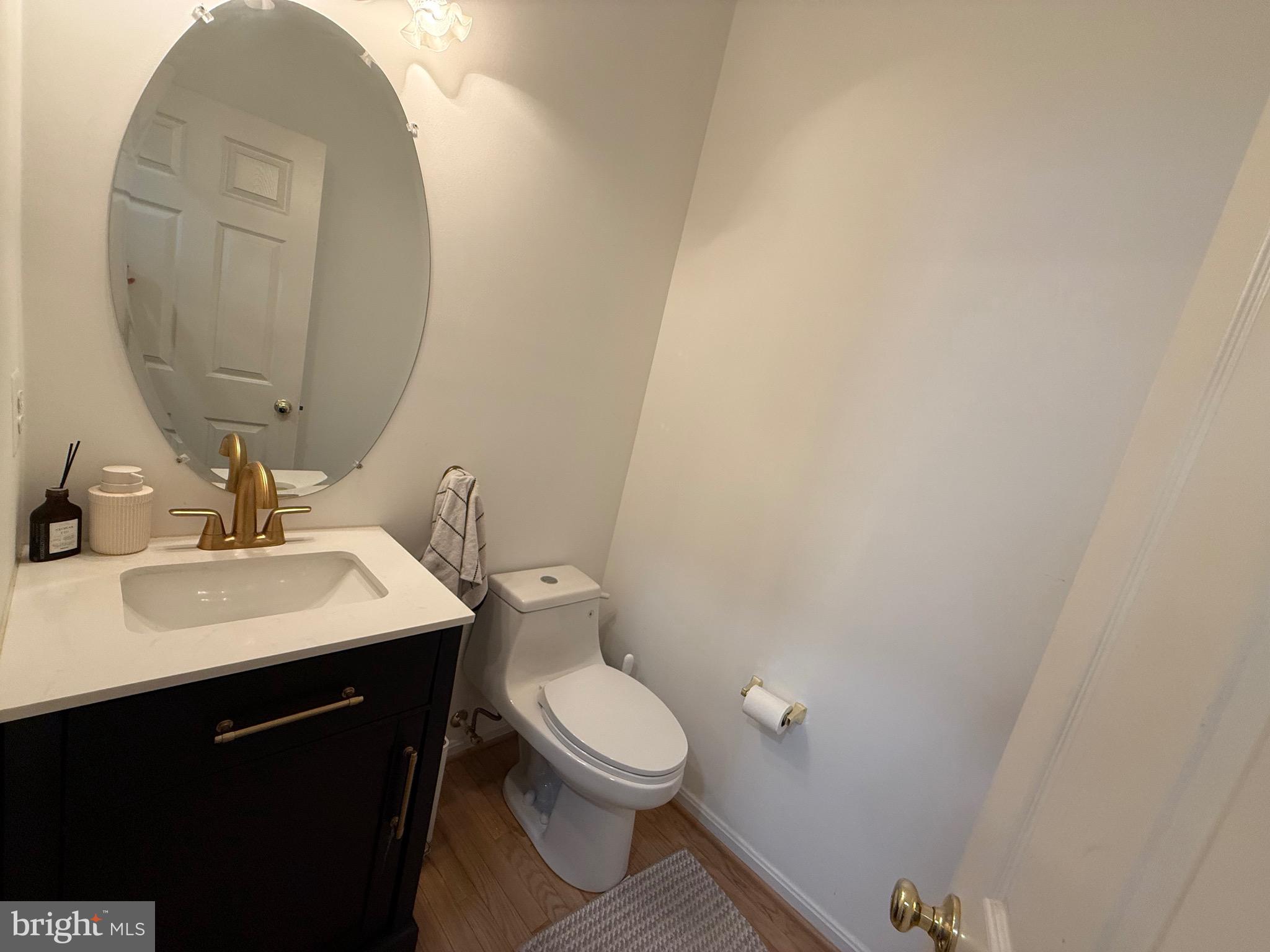 BROADLANDS - Residential Lease