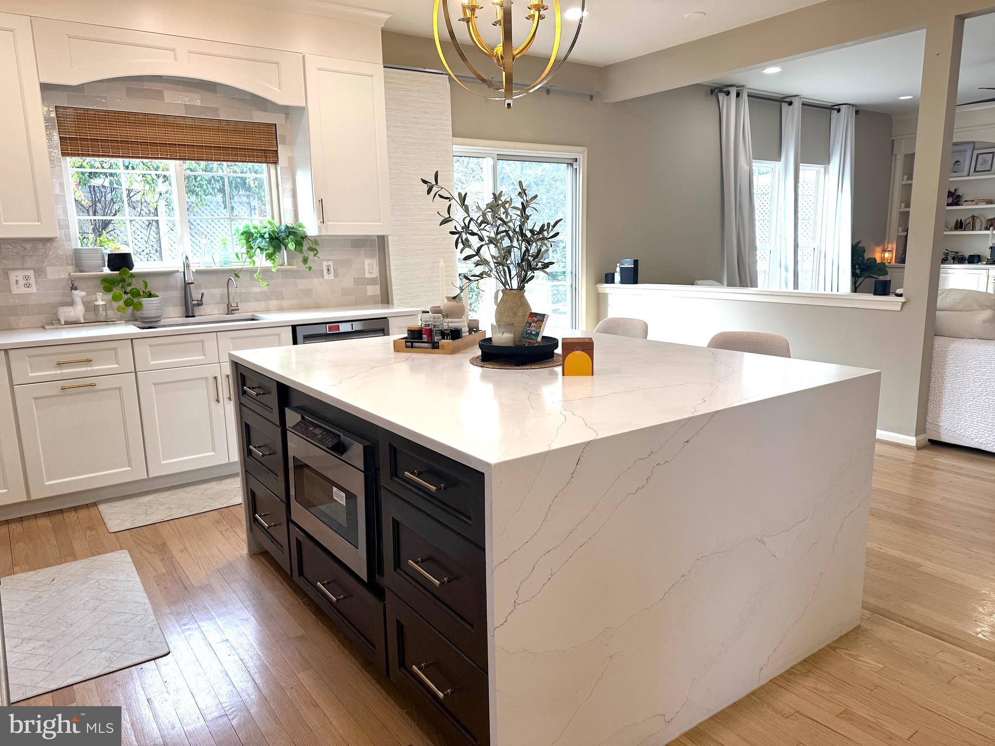 BROADLANDS - Residential Lease