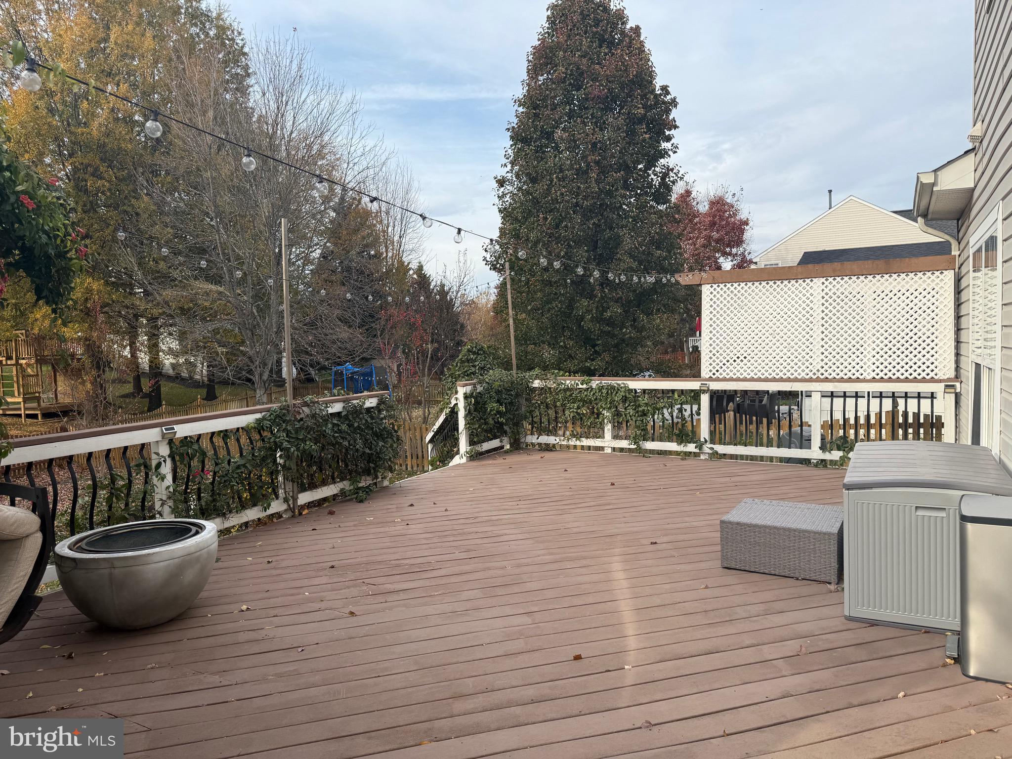 BROADLANDS - Residential Lease