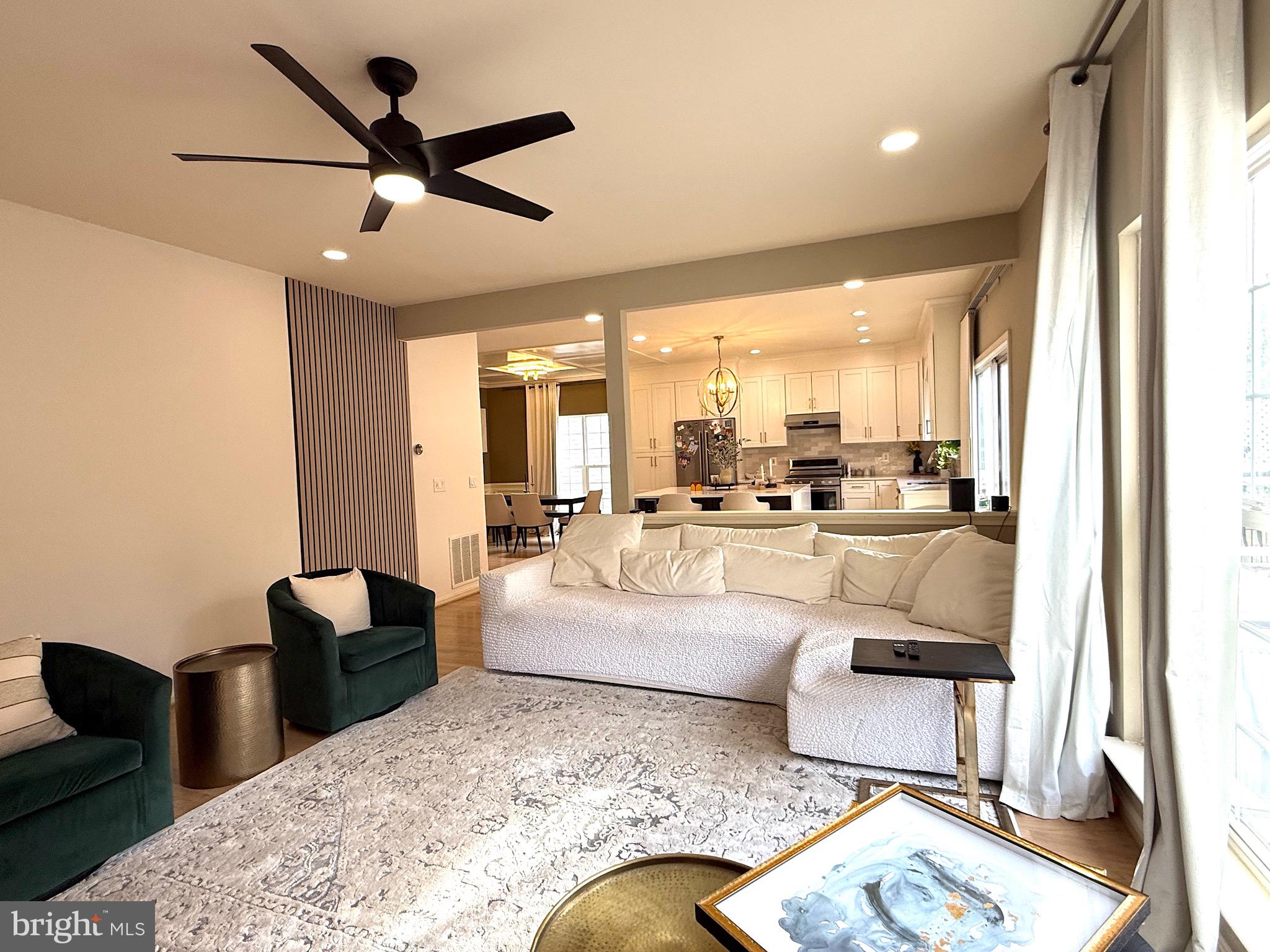 BROADLANDS - Residential Lease