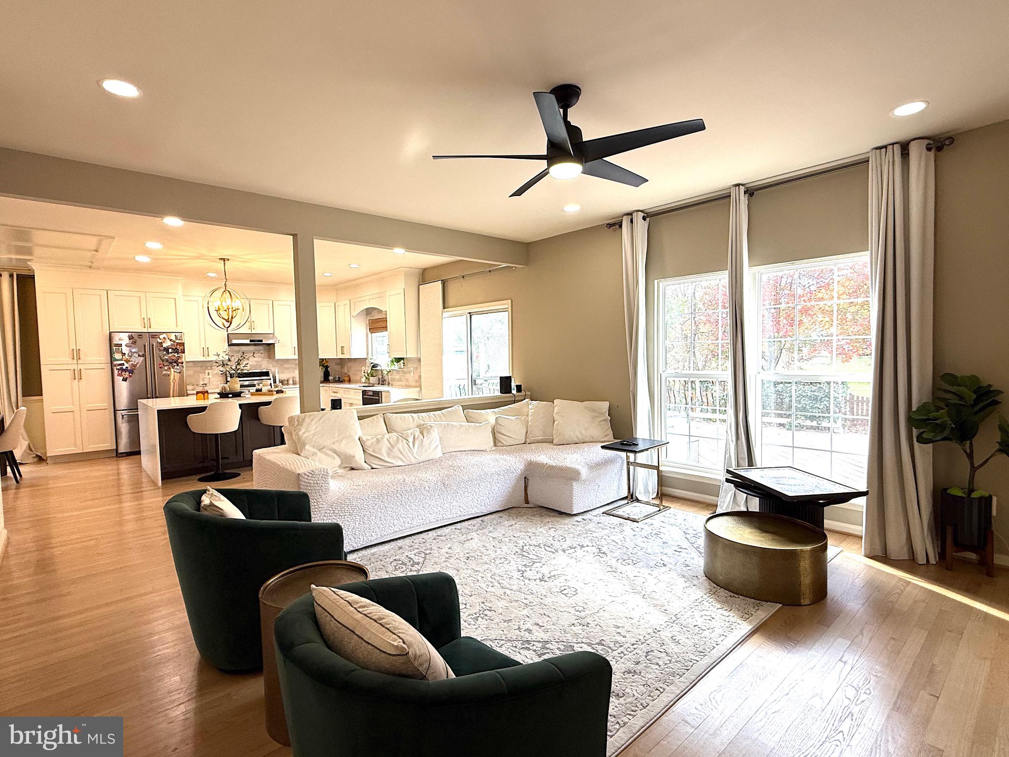 BROADLANDS - Residential Lease