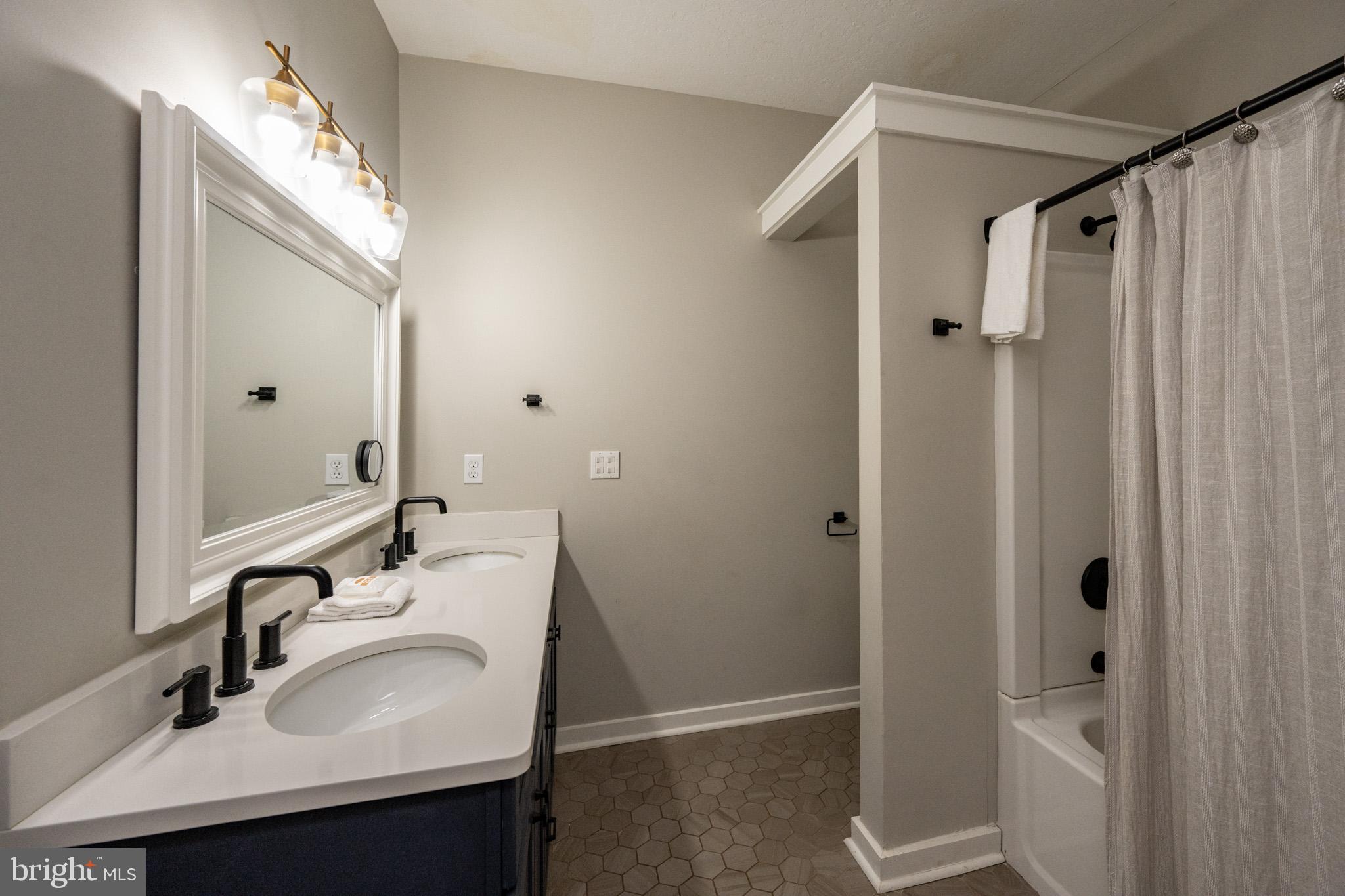 STILWATER - Residential