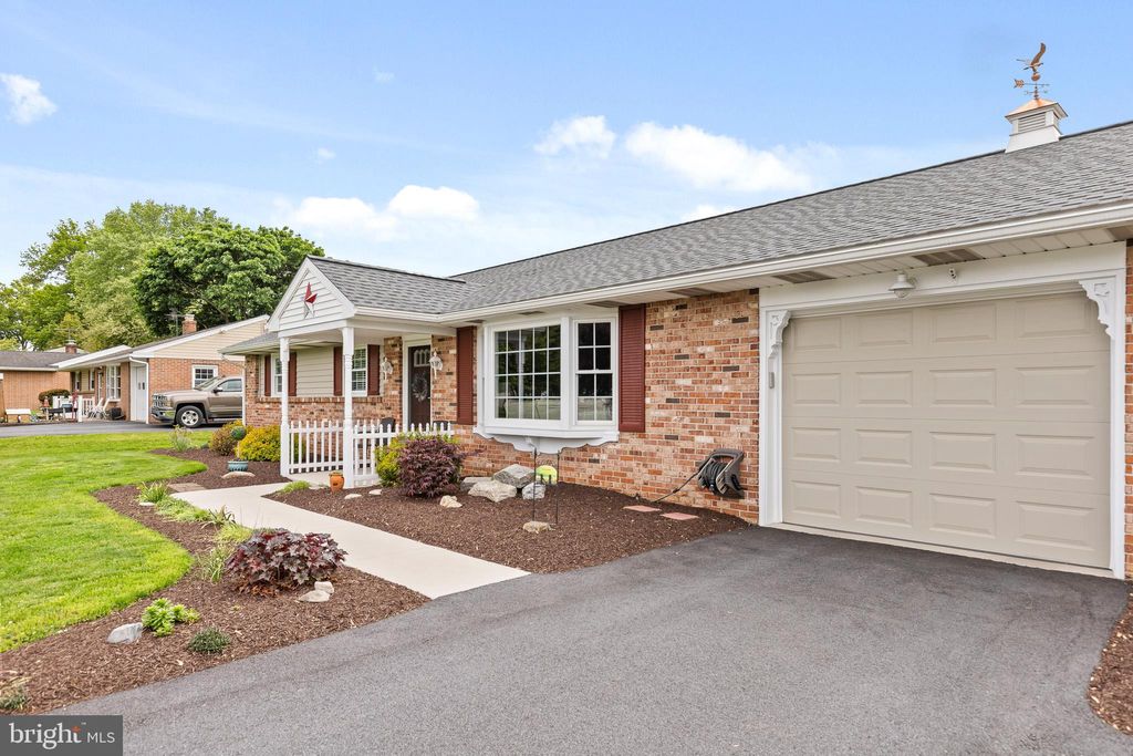 Photo of 56 Timberline Drive, LEOLA, PA 17540 (MLS # PALA2089158)