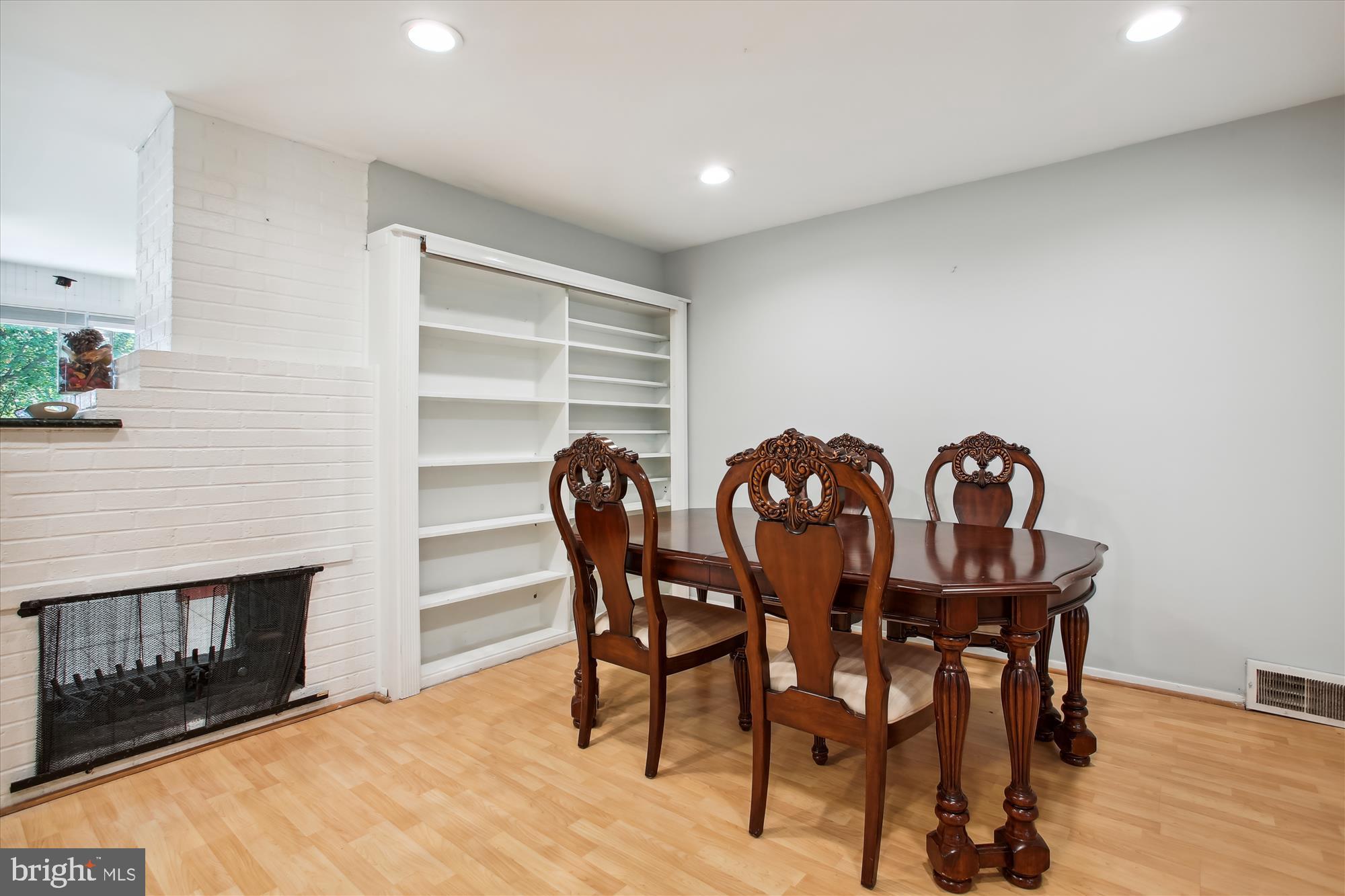 SPRINGFIELD - Residential