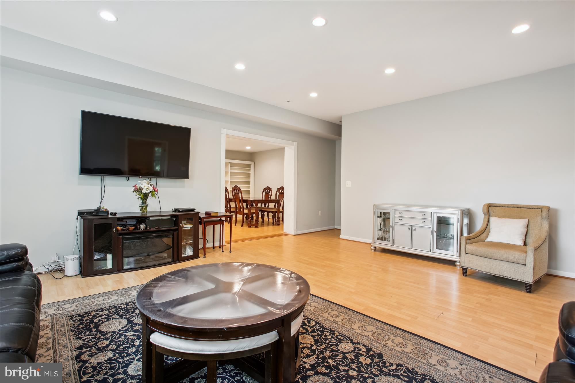 SPRINGFIELD - Residential