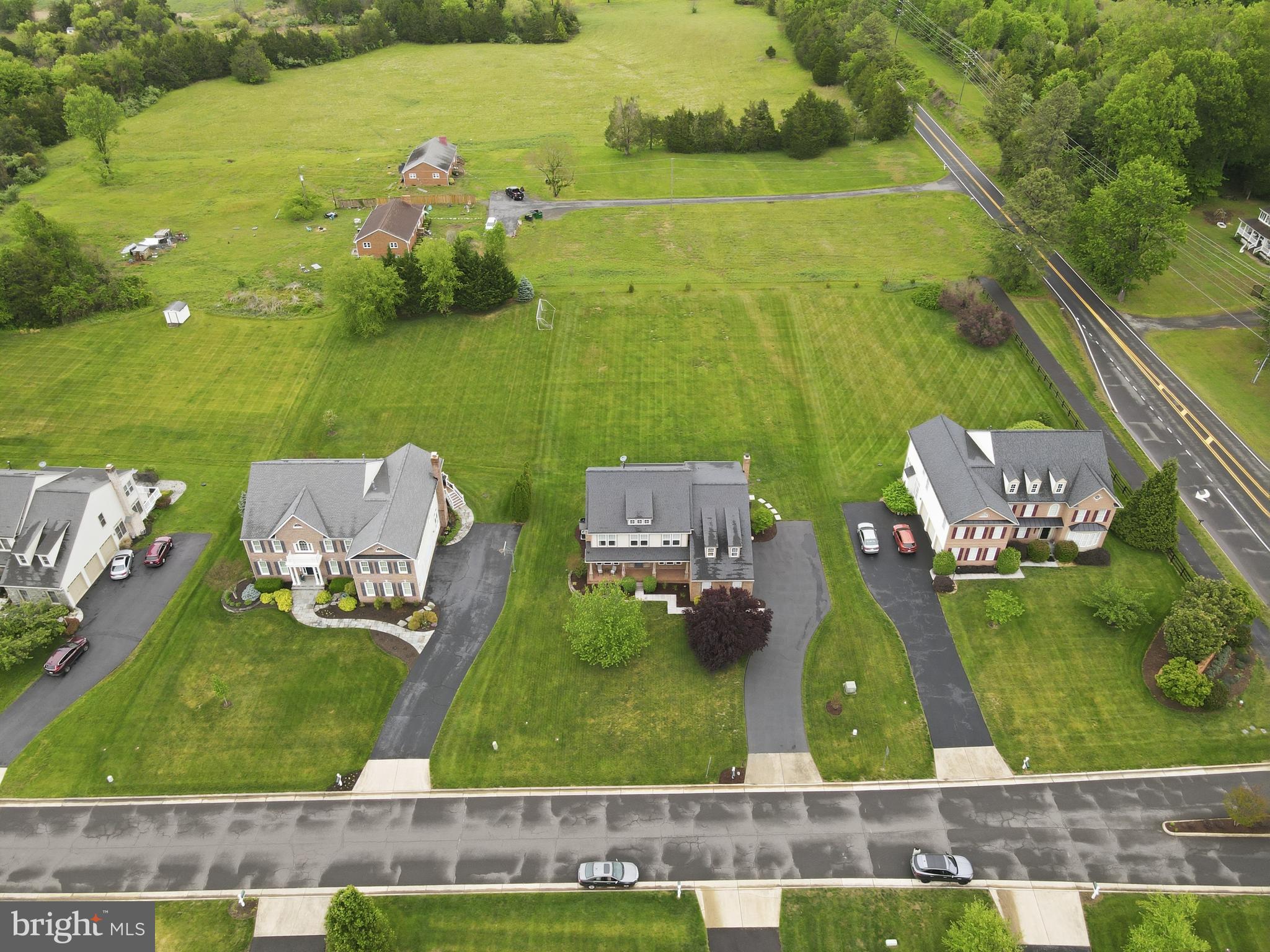 BROOKSIDE - Residential