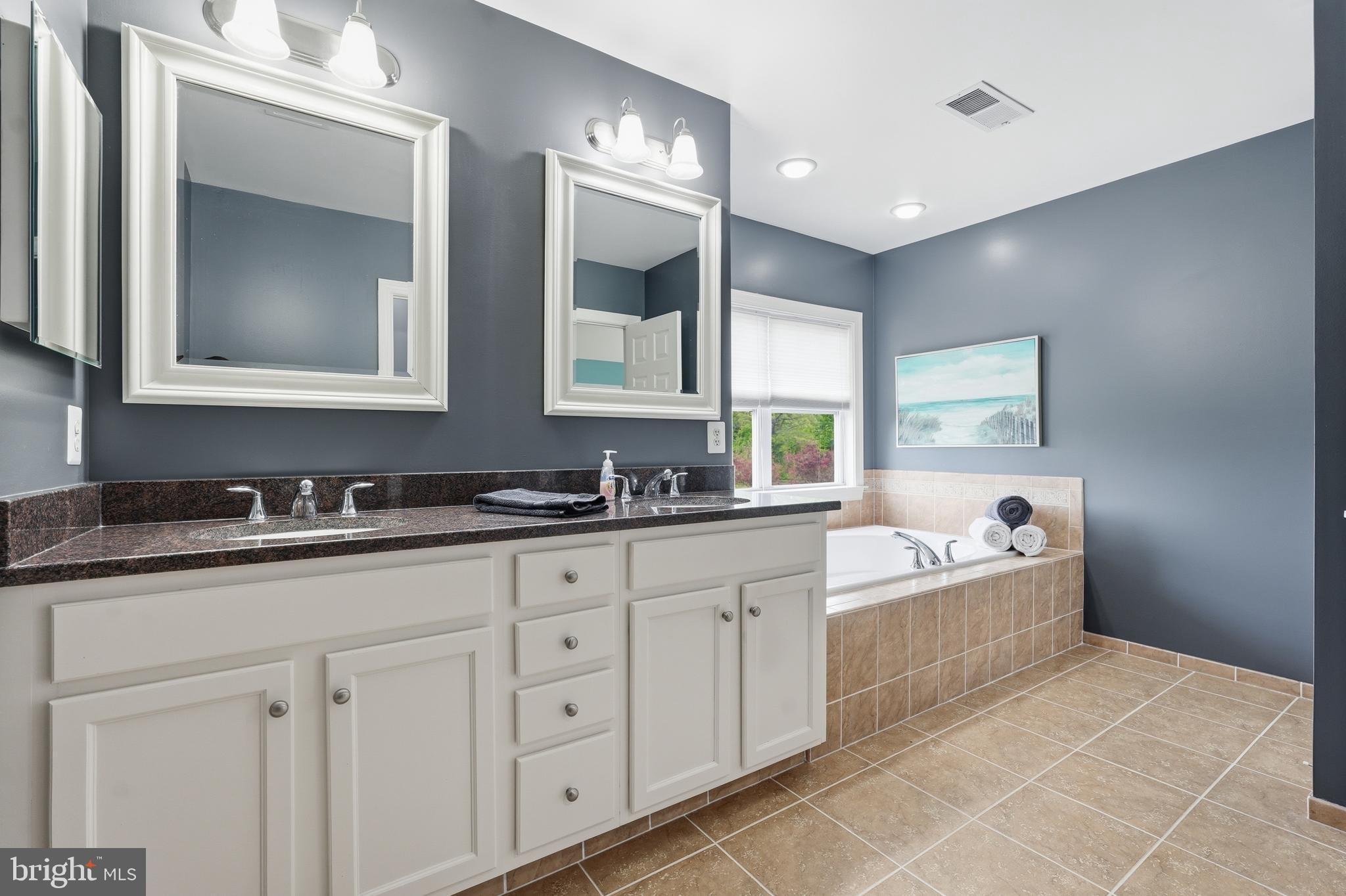 BROOKSIDE - Residential