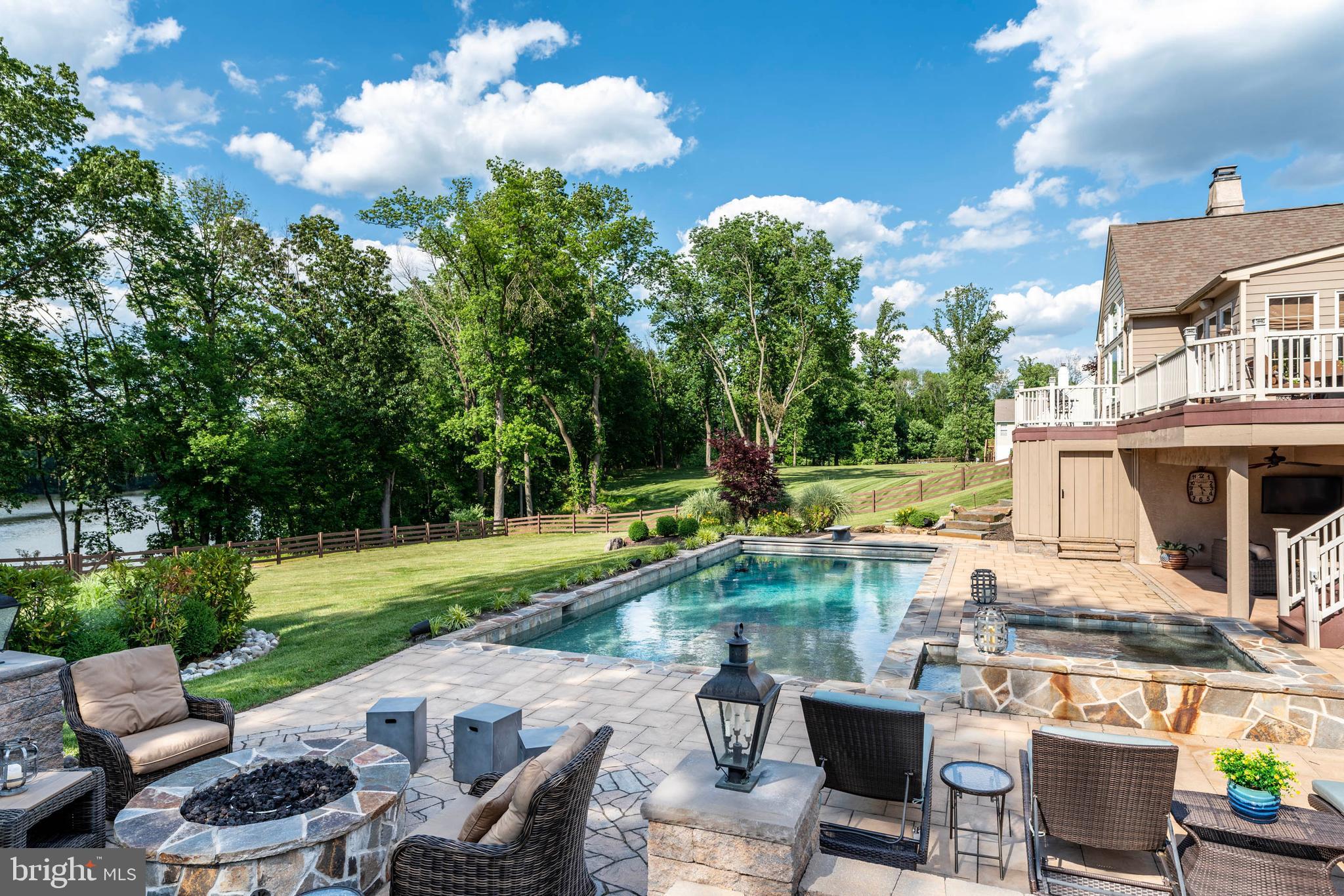 VALLEY PARK - Residential