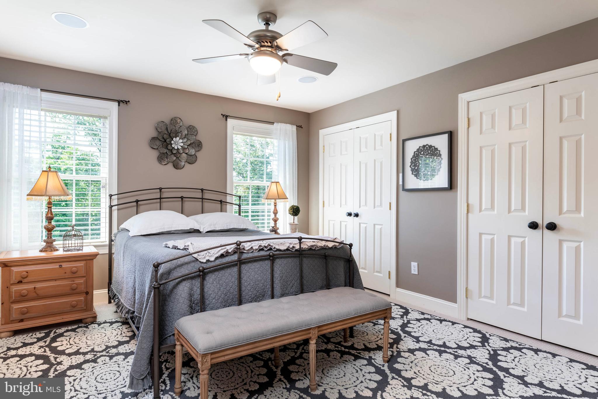 VALLEY PARK - Residential