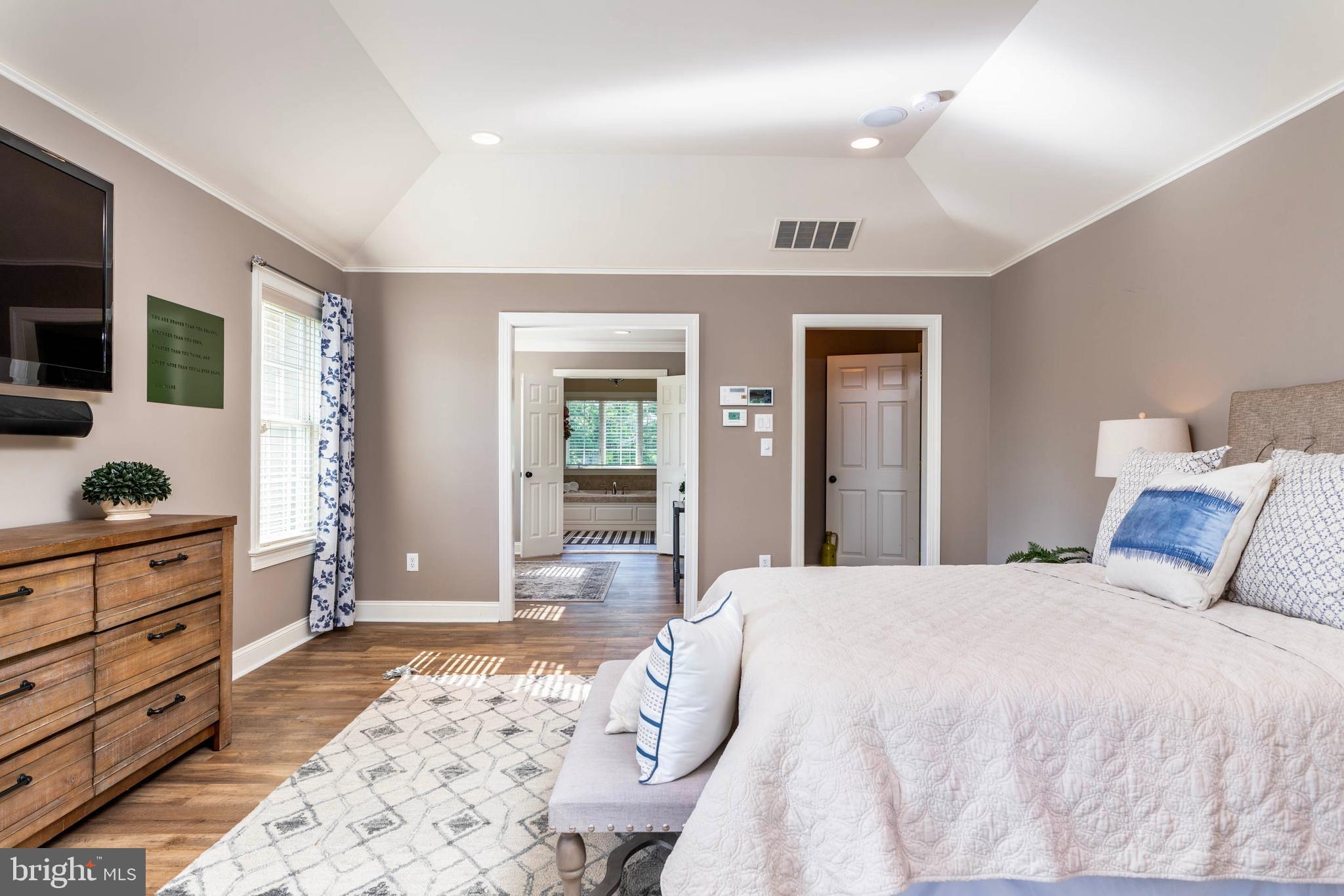 VALLEY PARK - Residential