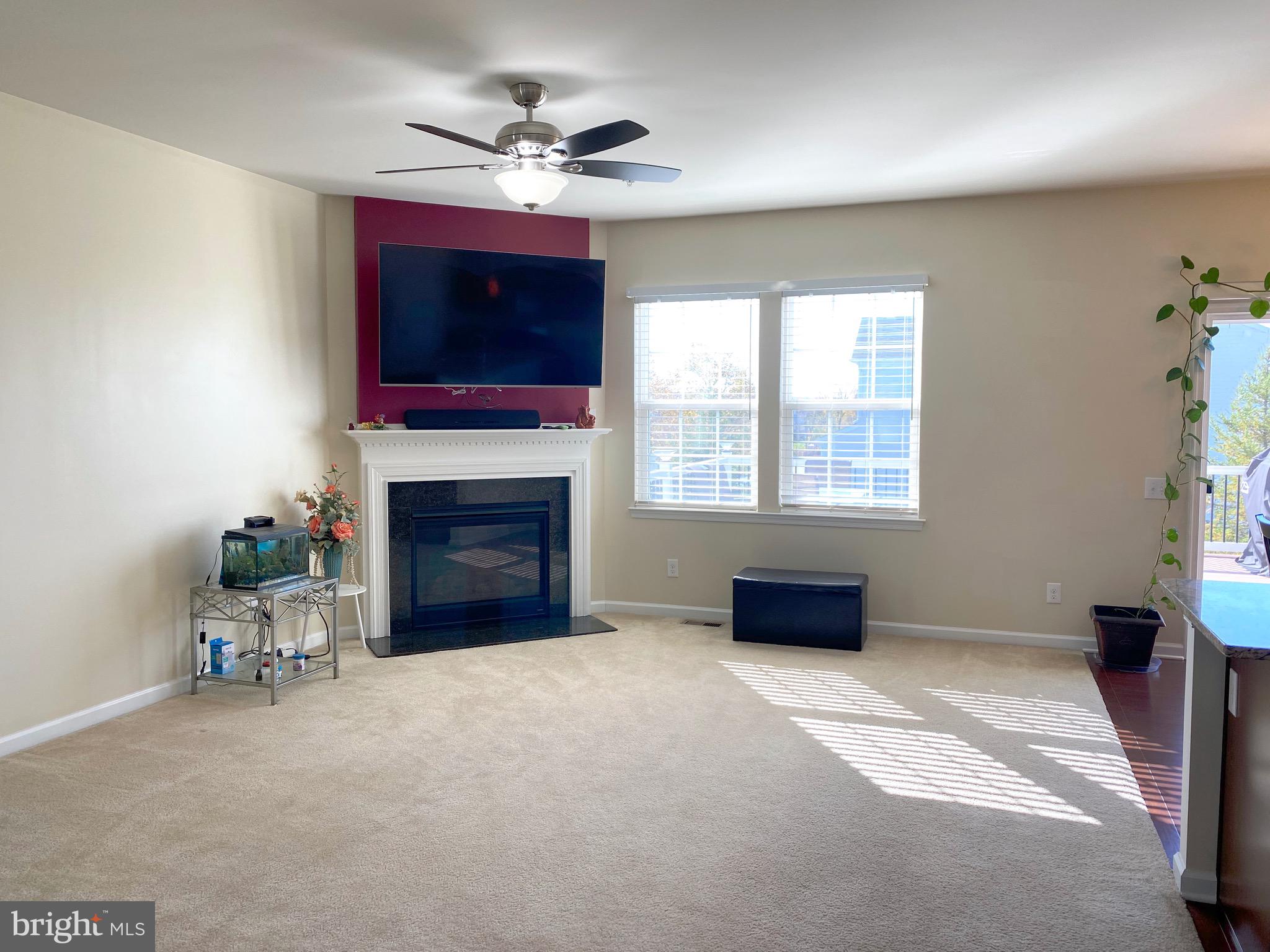 APPLECROSS - Residential Lease