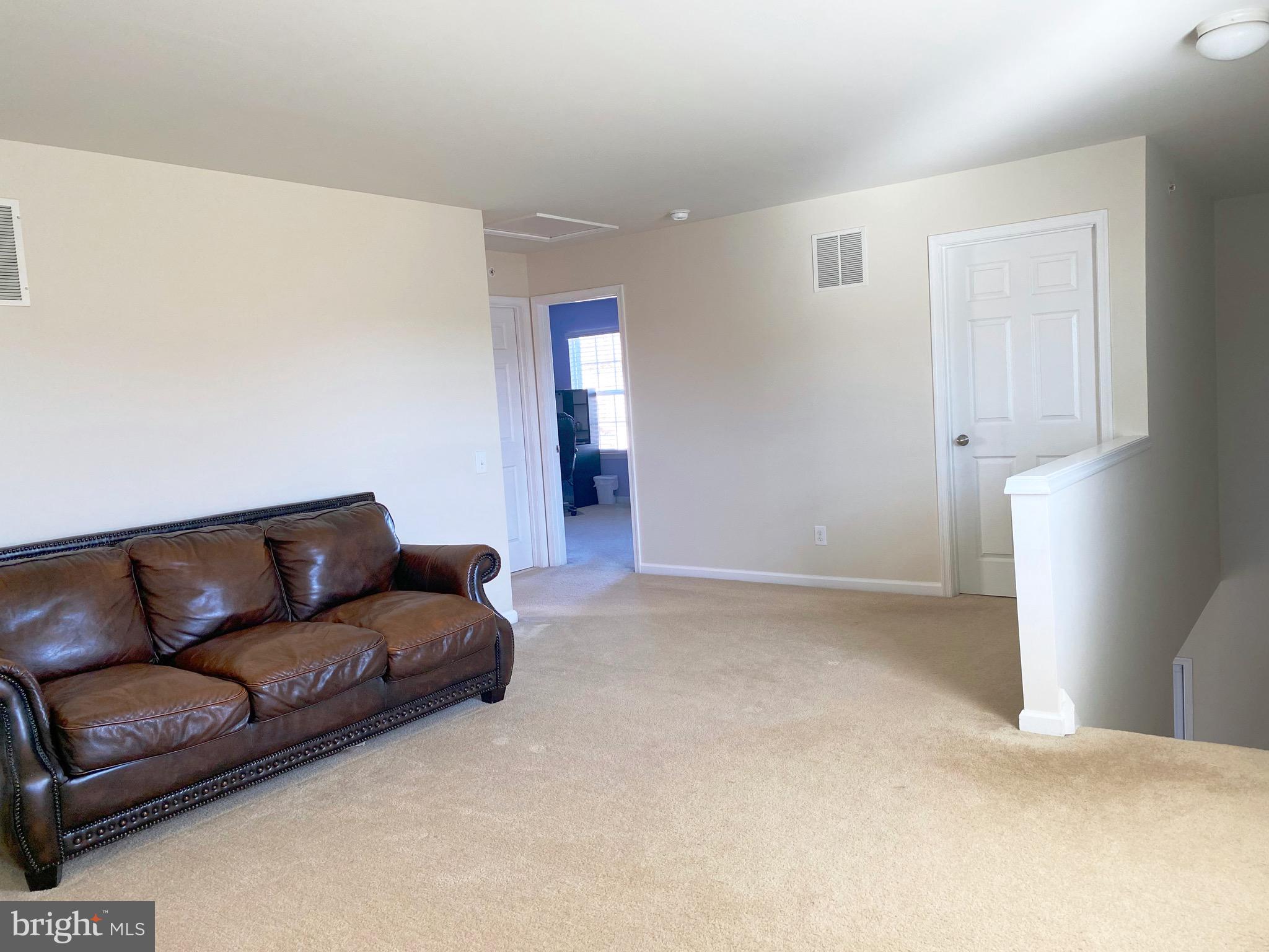 APPLECROSS - Residential Lease