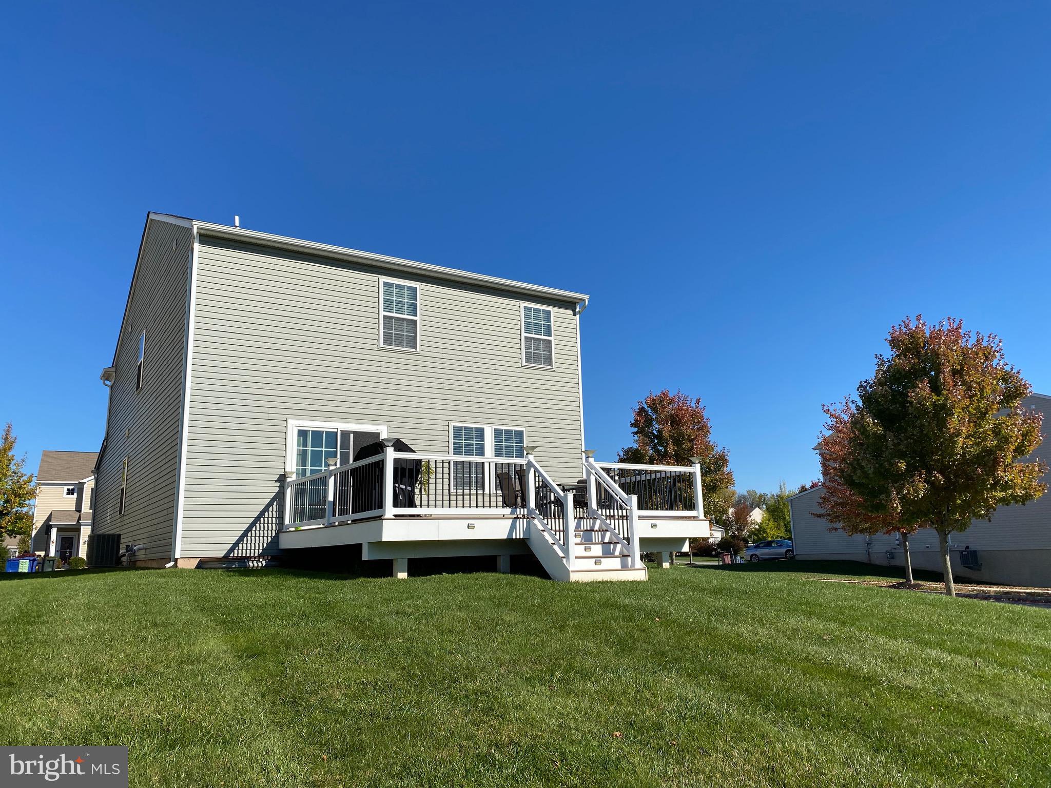 APPLECROSS - Residential Lease