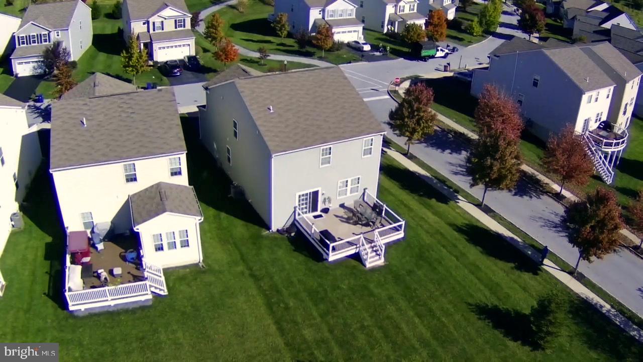 APPLECROSS - Residential Lease