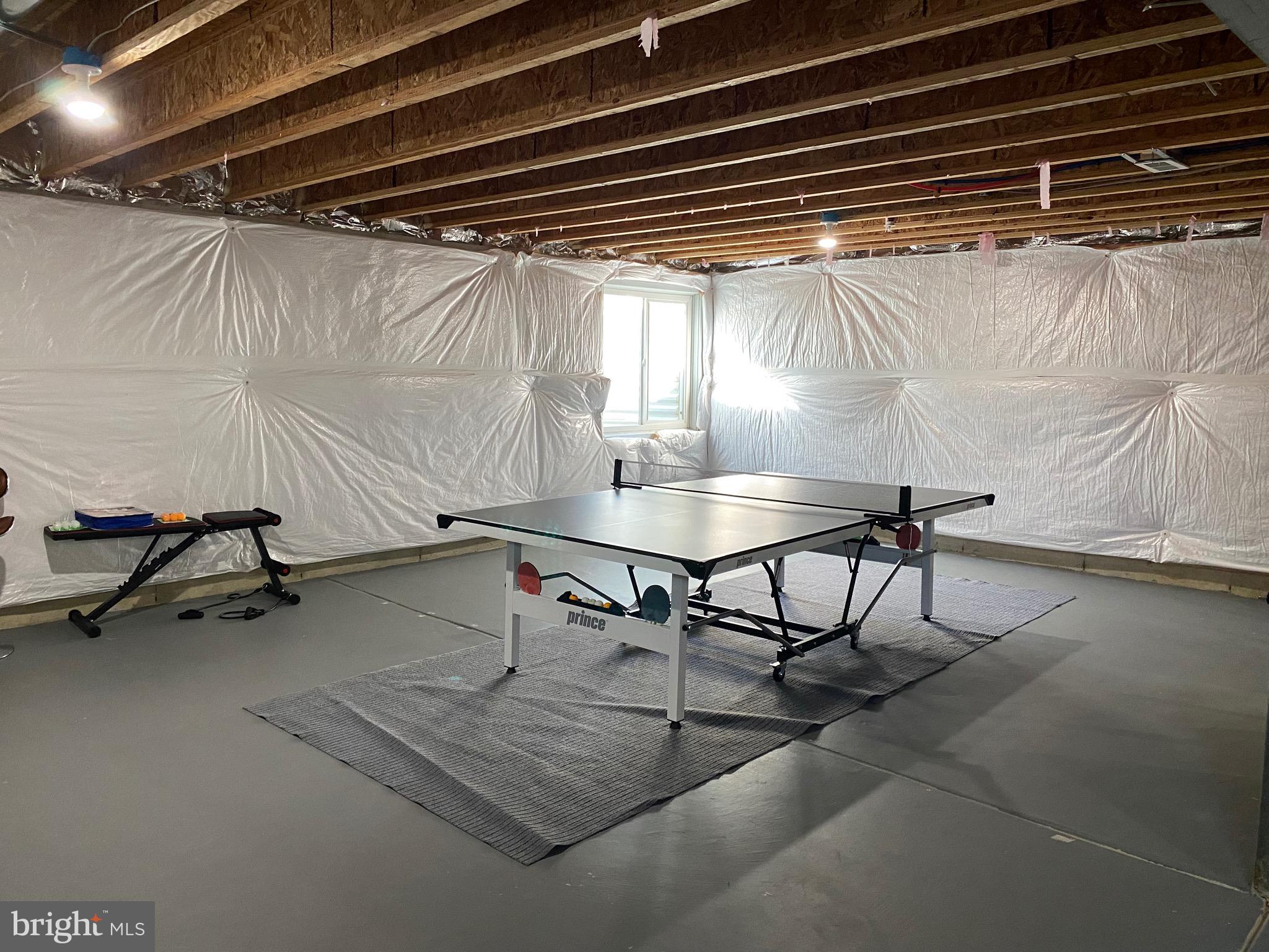 APPLECROSS - Residential Lease