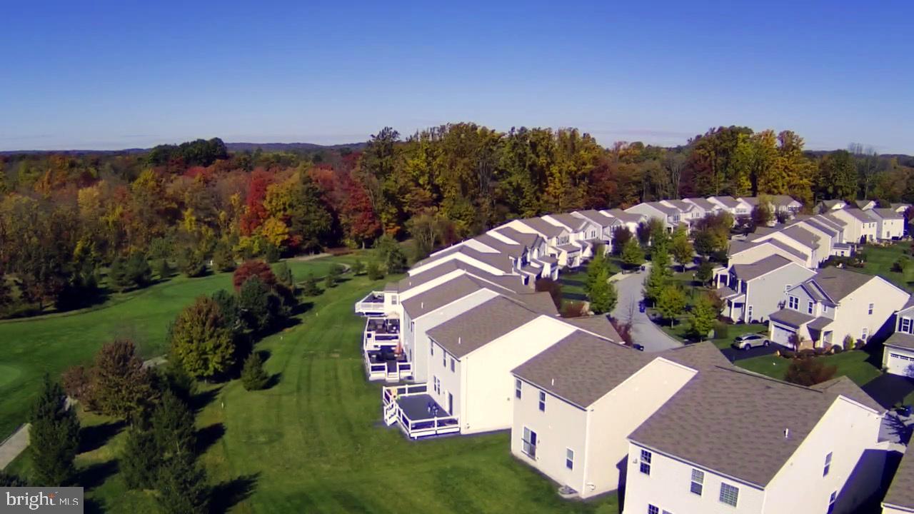 APPLECROSS - Residential Lease