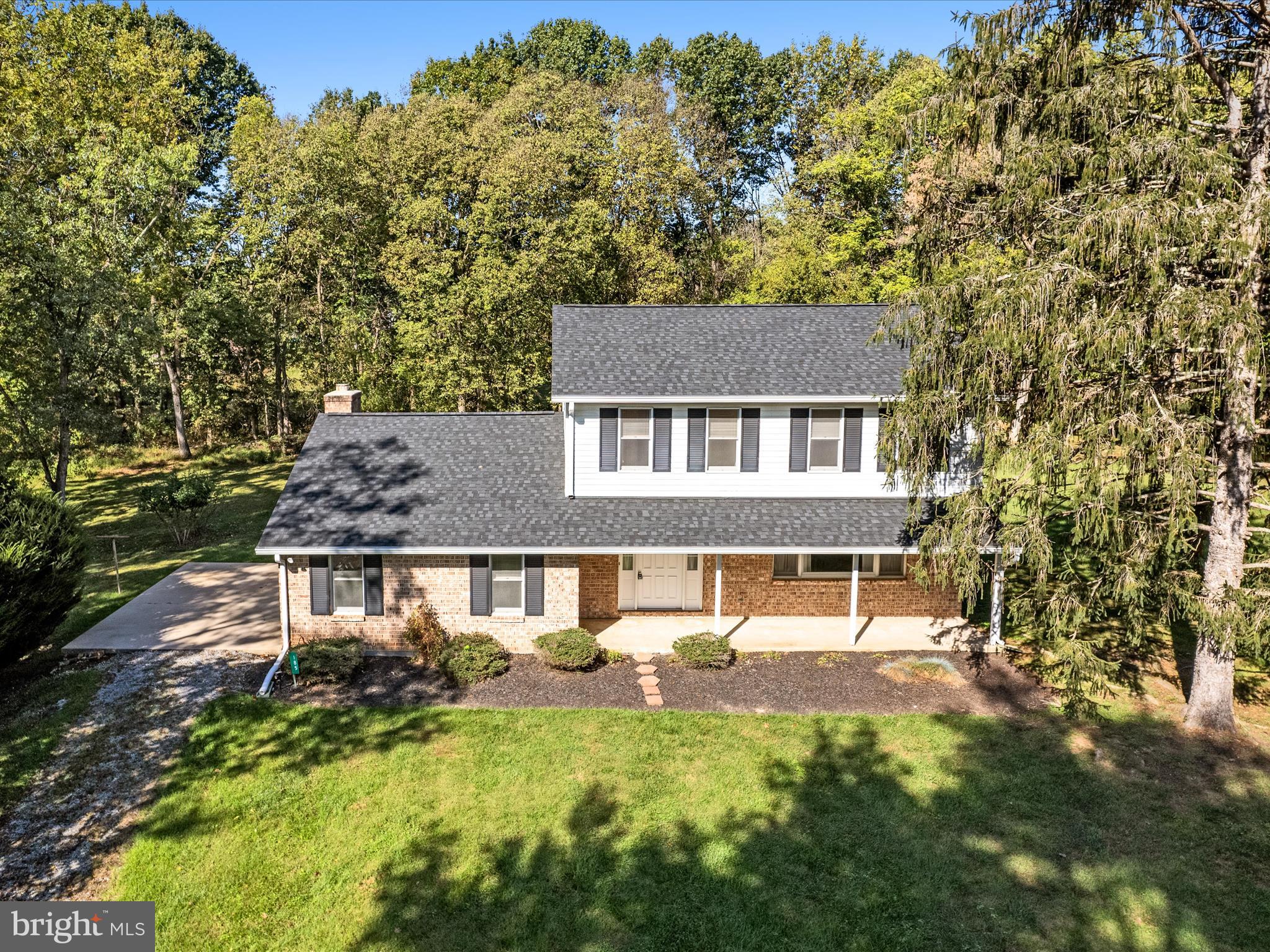 LEDGE LOWE - Residential