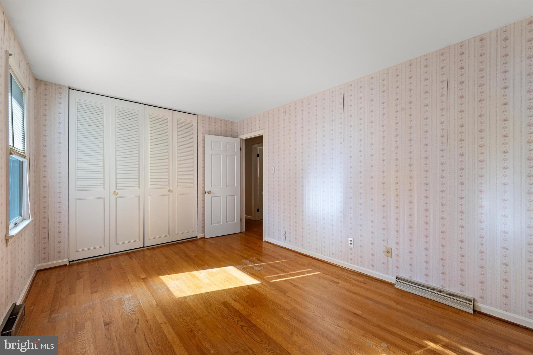 LEDGE LOWE - Residential