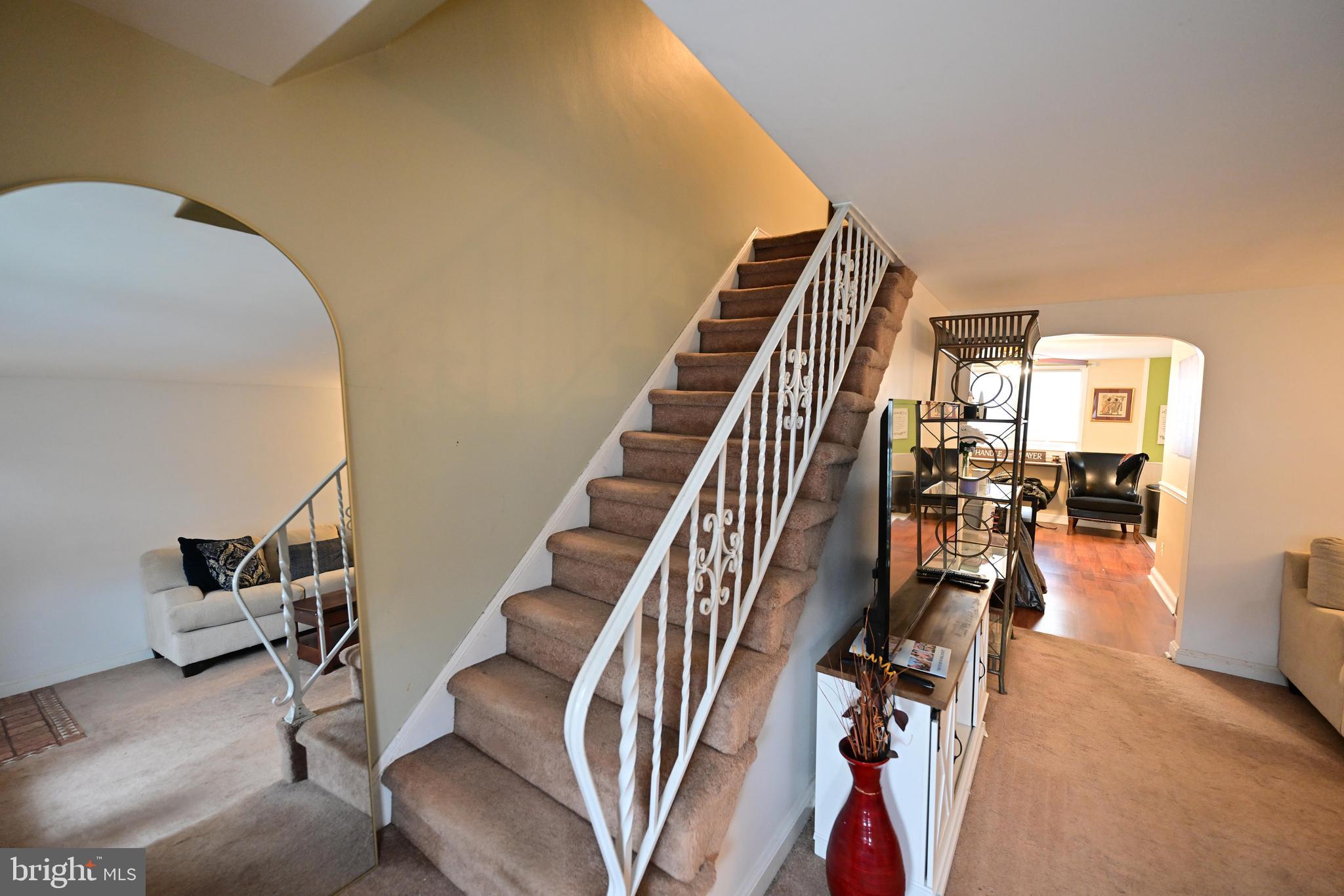 SPRING MILL - Residential