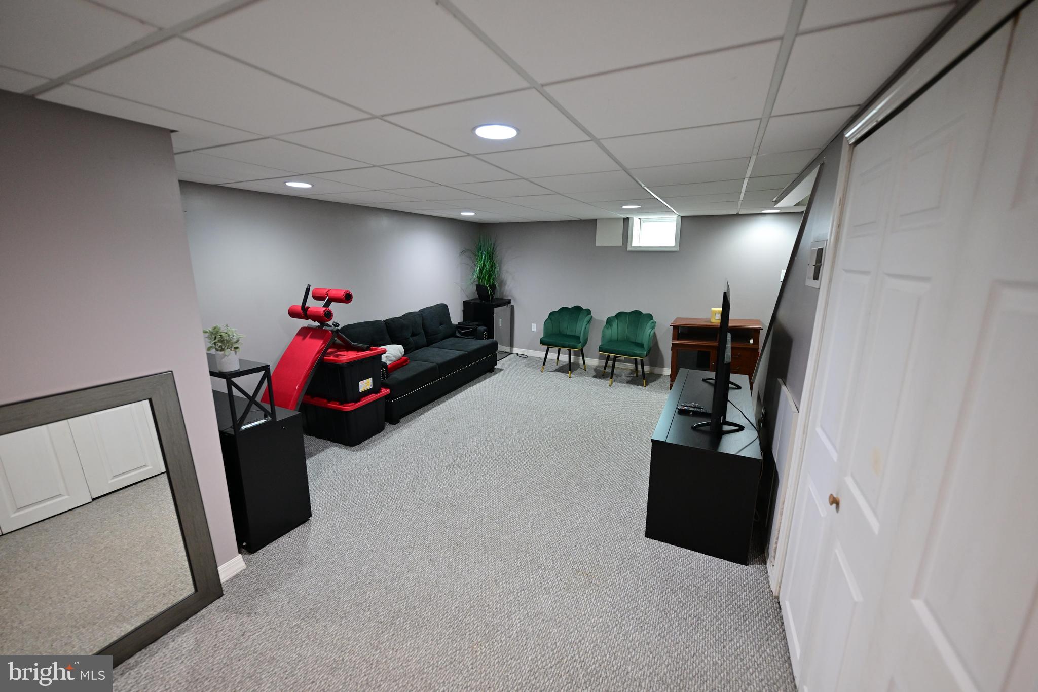 SPRING MILL - Residential