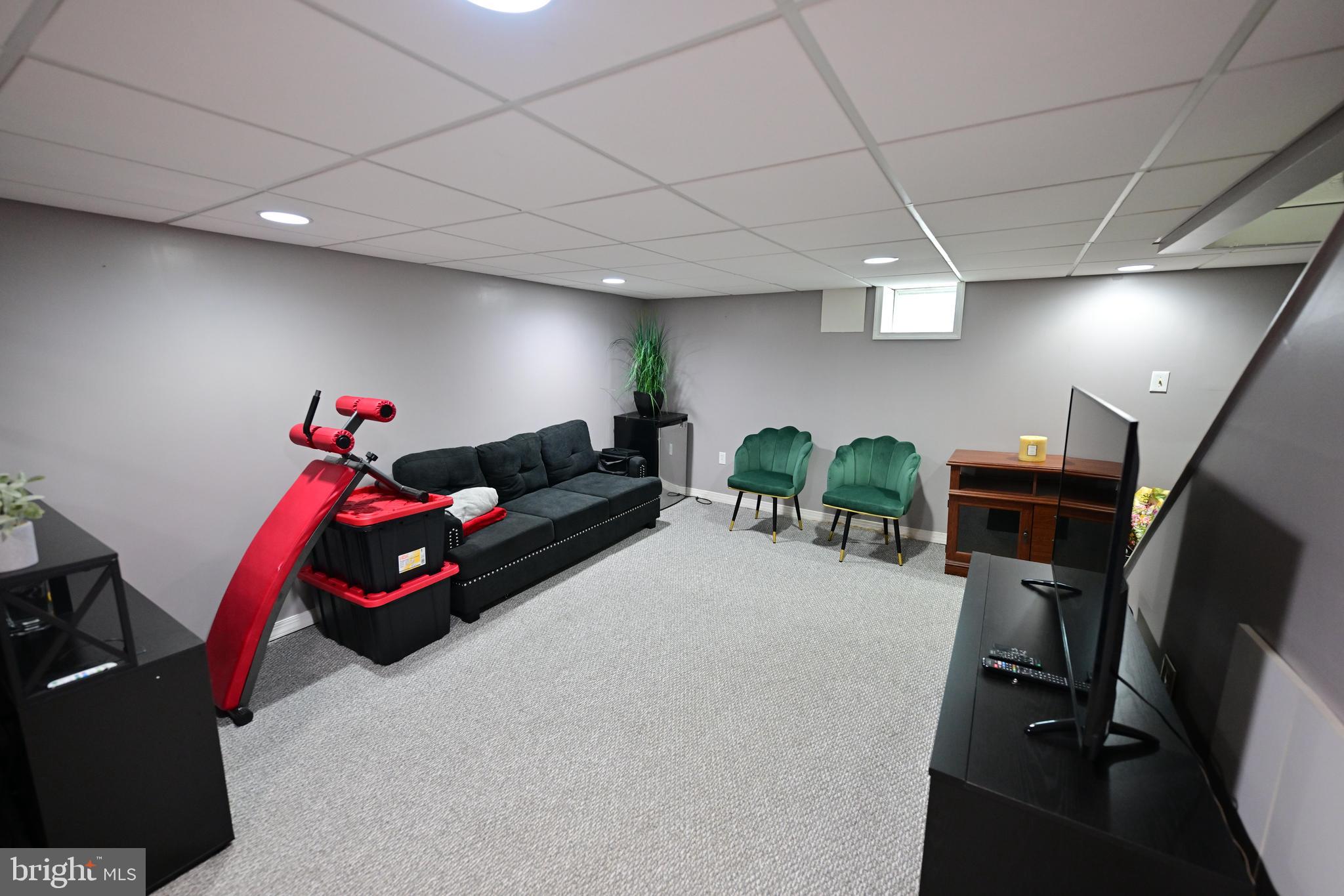 SPRING MILL - Residential