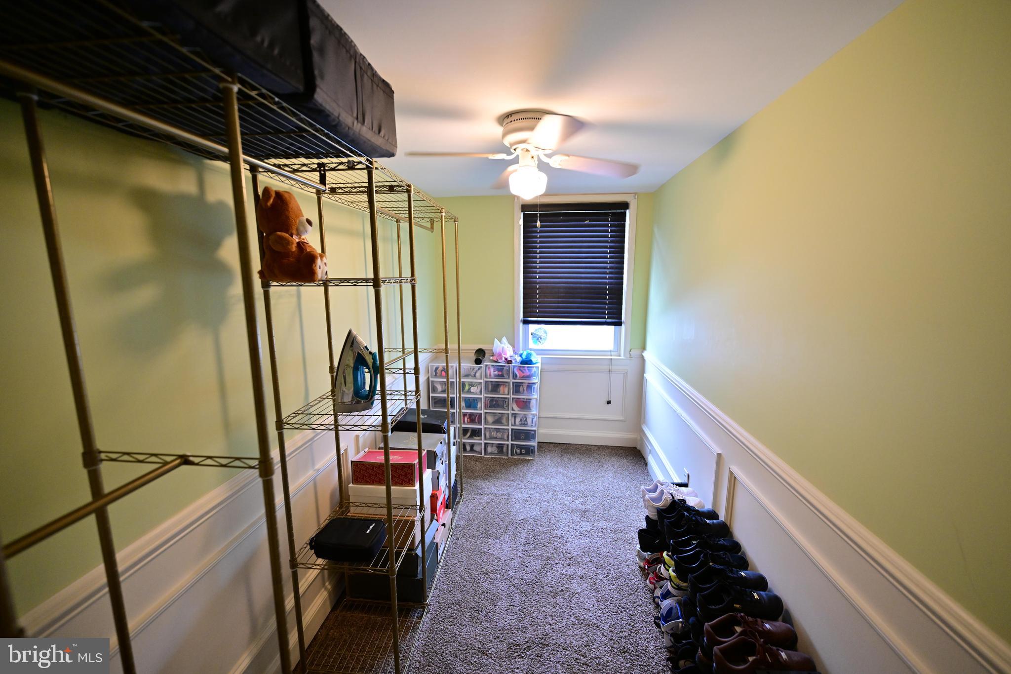 SPRING MILL - Residential