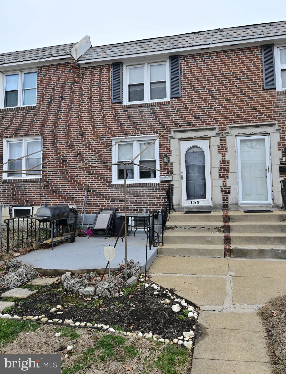 SPRING MILL - Residential