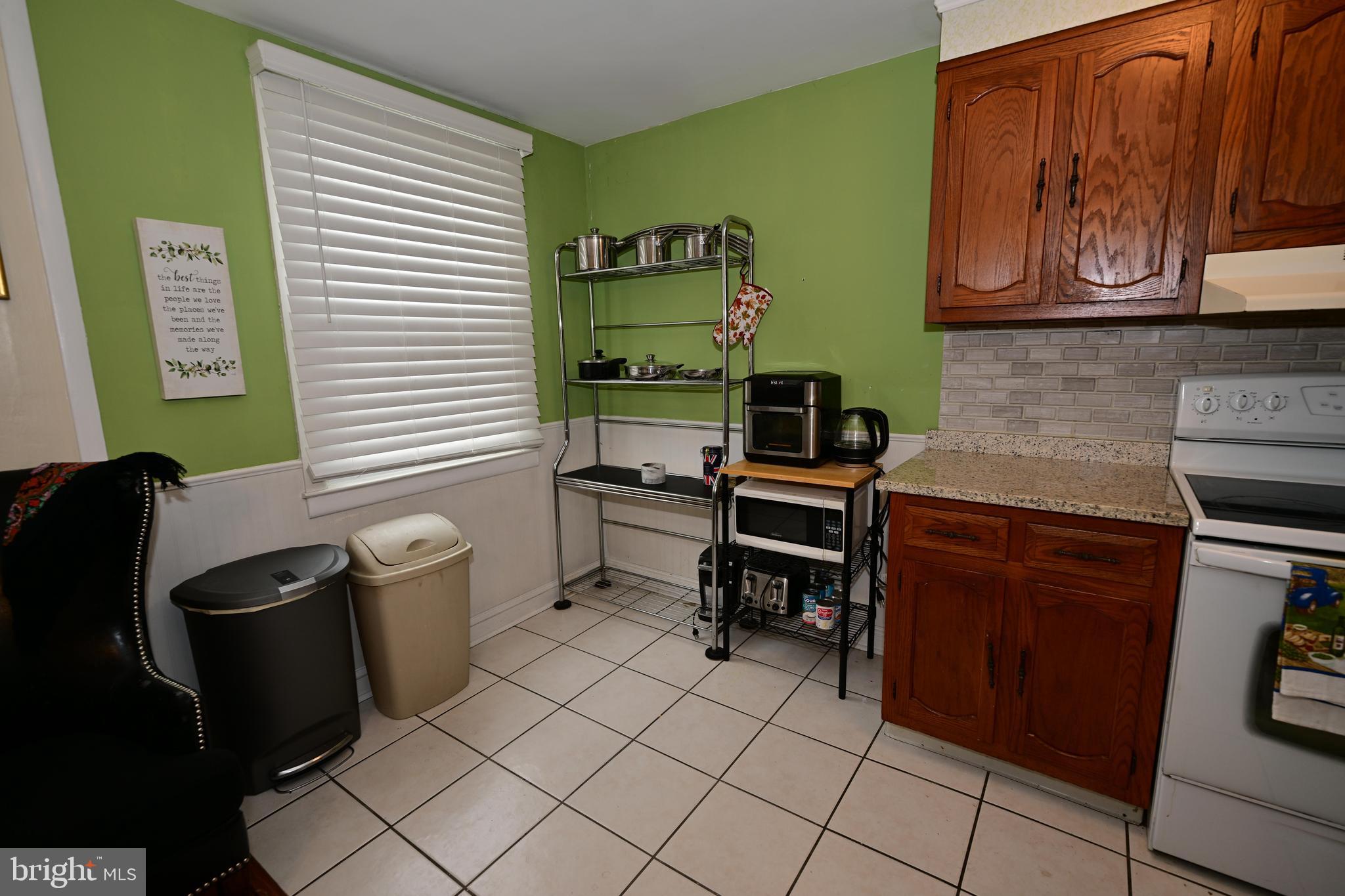 SPRING MILL - Residential