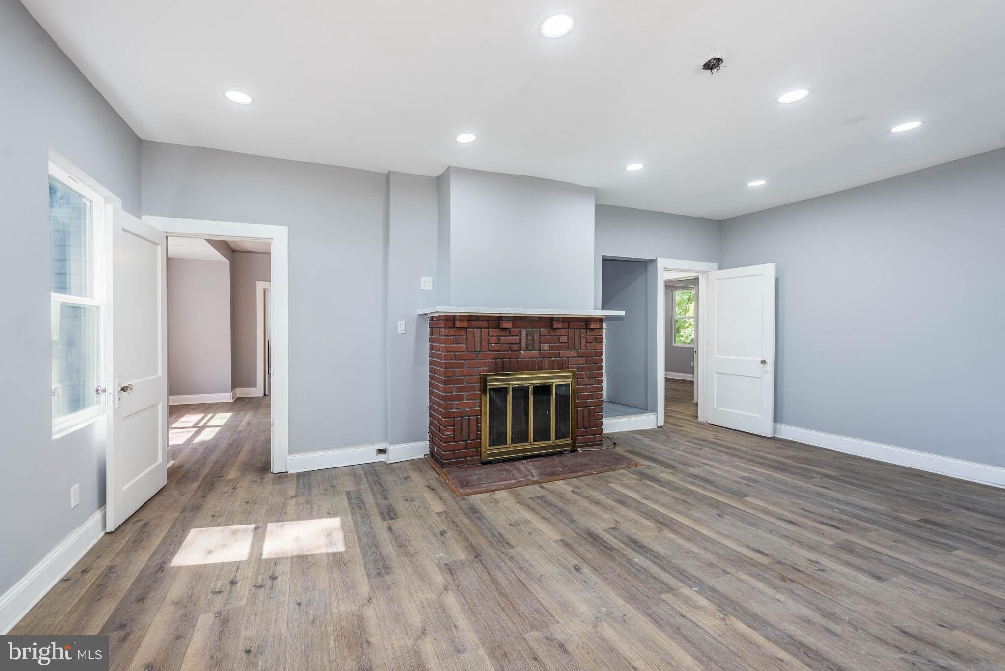10 S BELLE GROVE ROAD