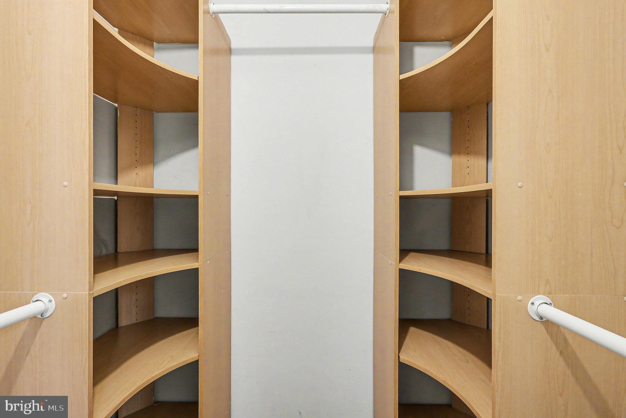 SHADOWOOD - Residential Lease