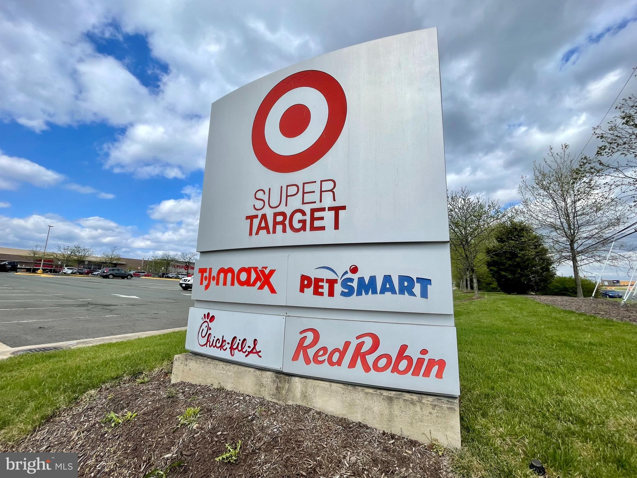 BRAEMAR-TARTAN VILLAGE - Residential