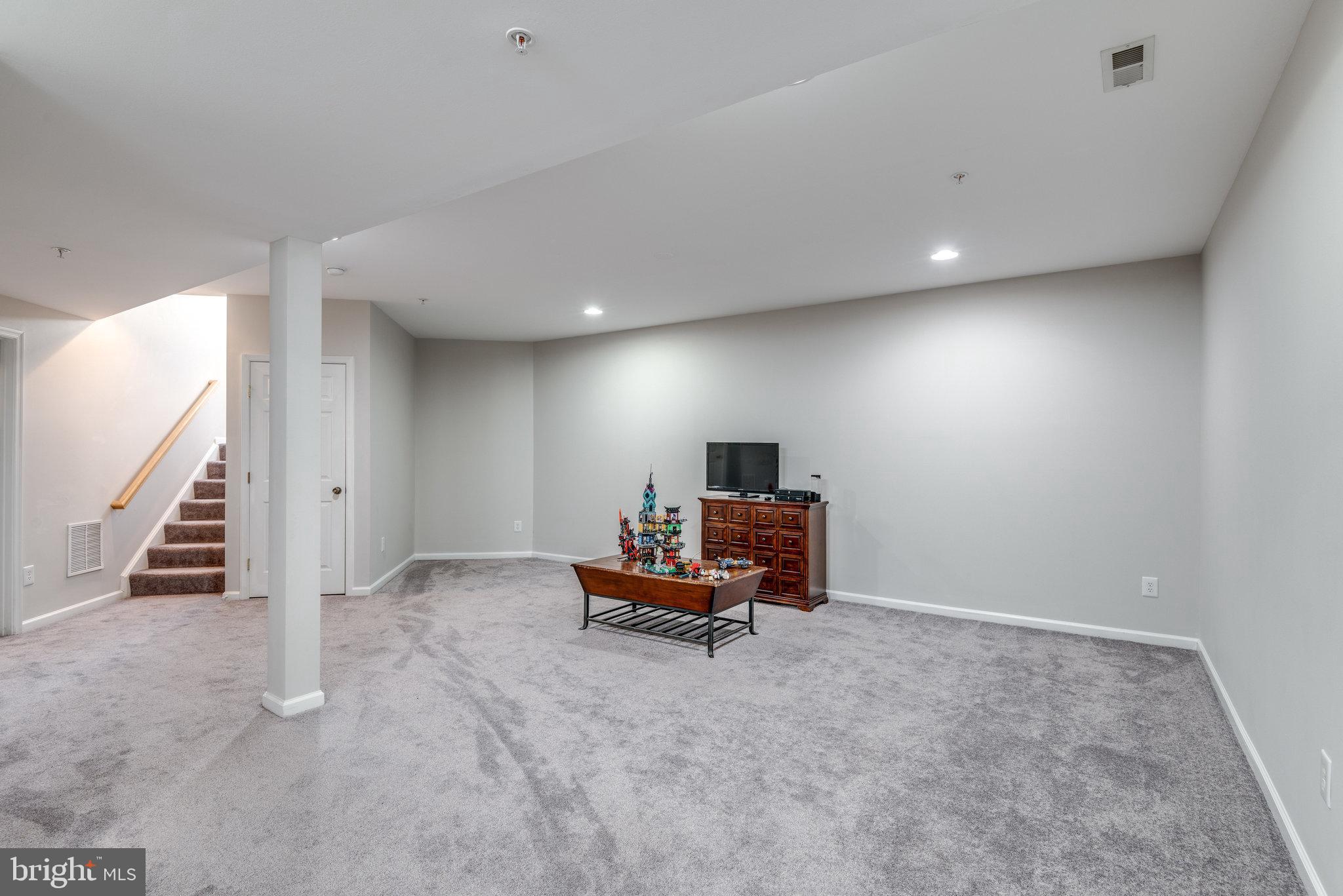 BRAEMAR-TARTAN VILLAGE - Residential