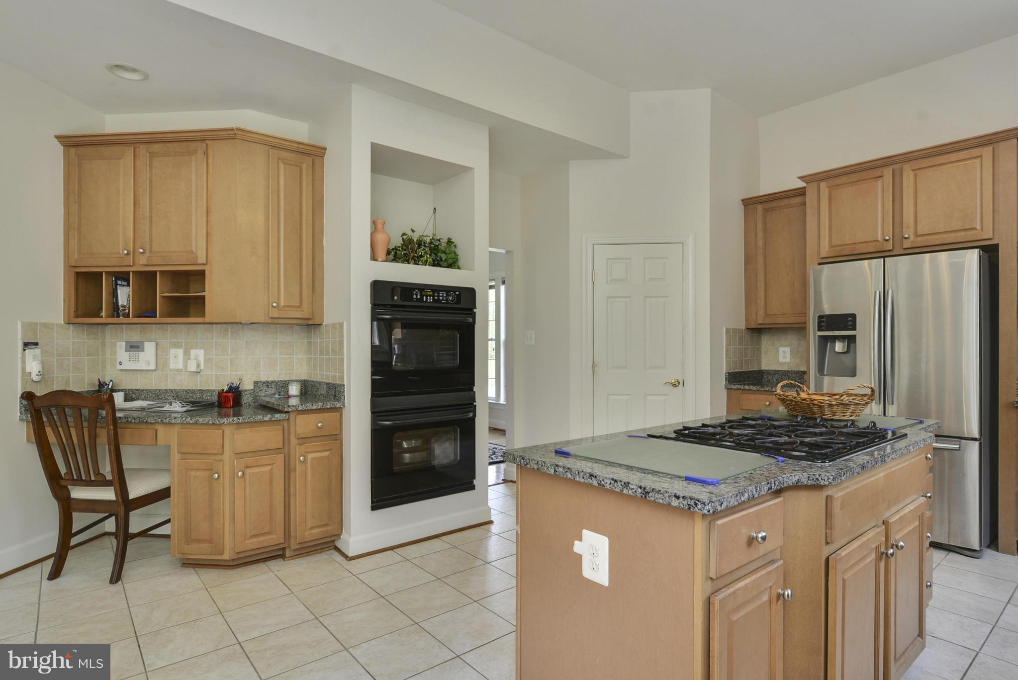 STONEWALL MANOR - Residential