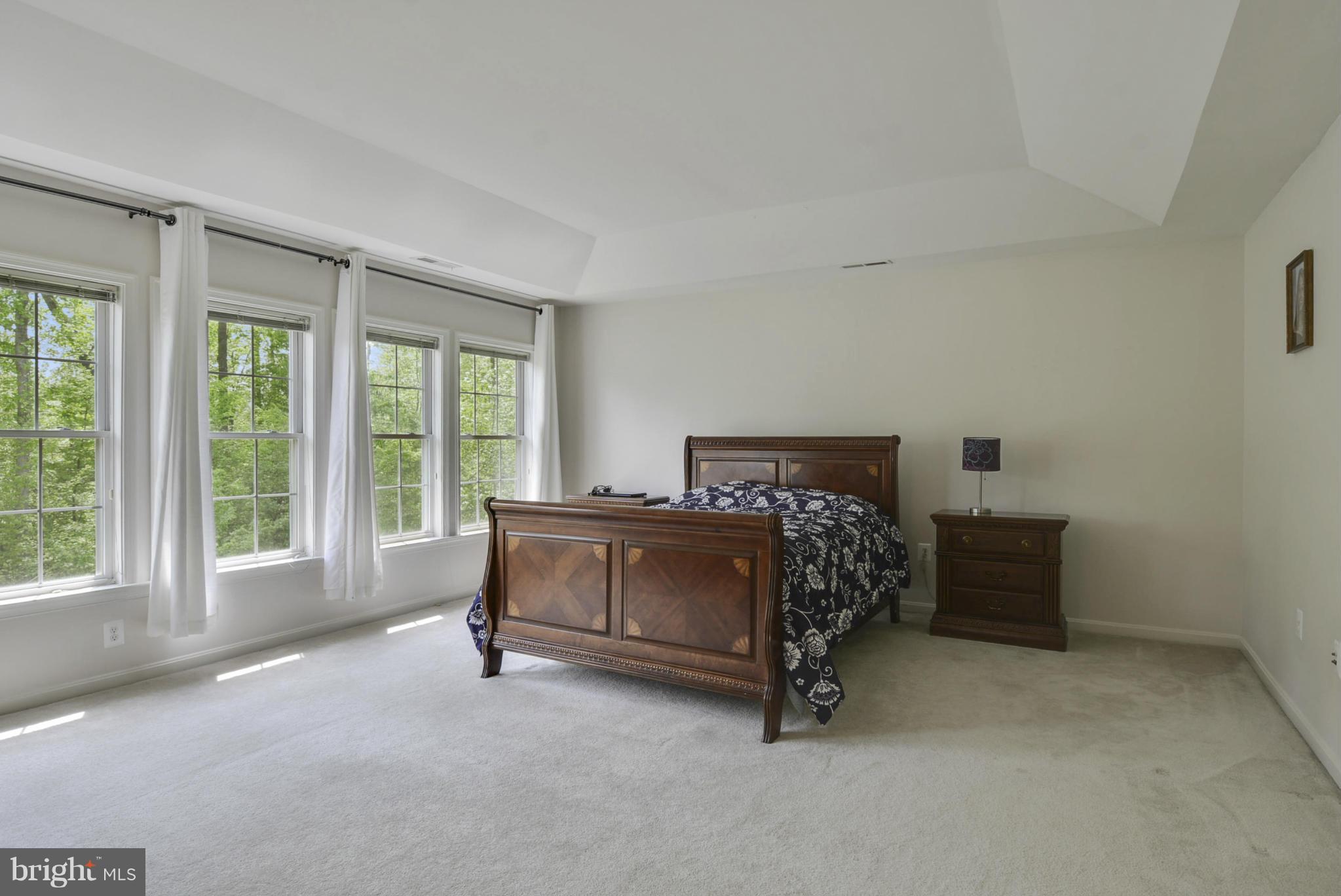 STONEWALL MANOR - Residential