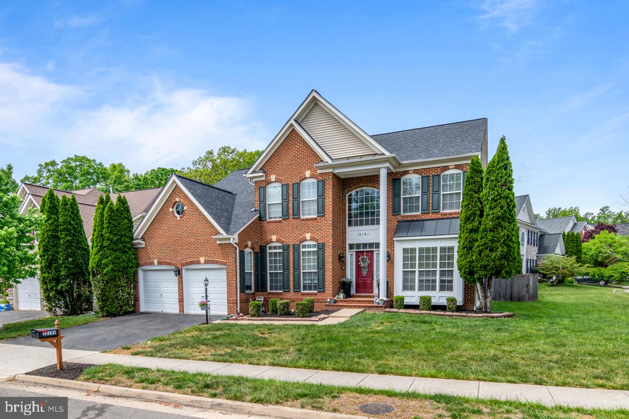 BROAD RUN OAKS - Residential