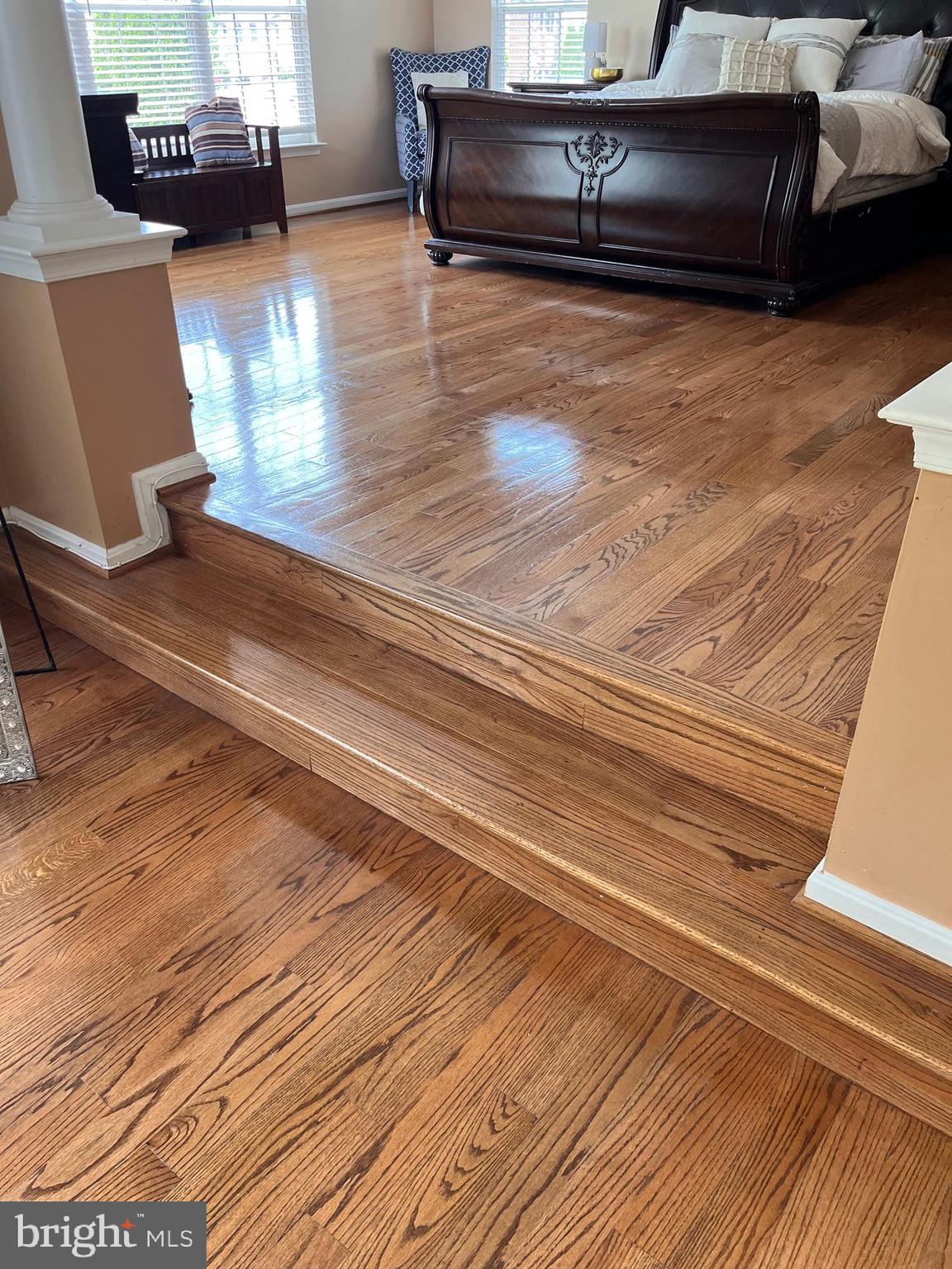 BROAD RUN OAKS - Residential