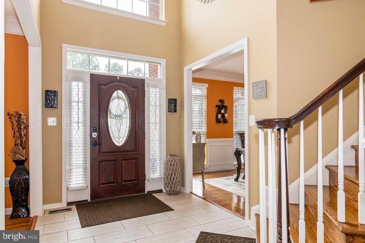 BROAD RUN OAKS - Residential