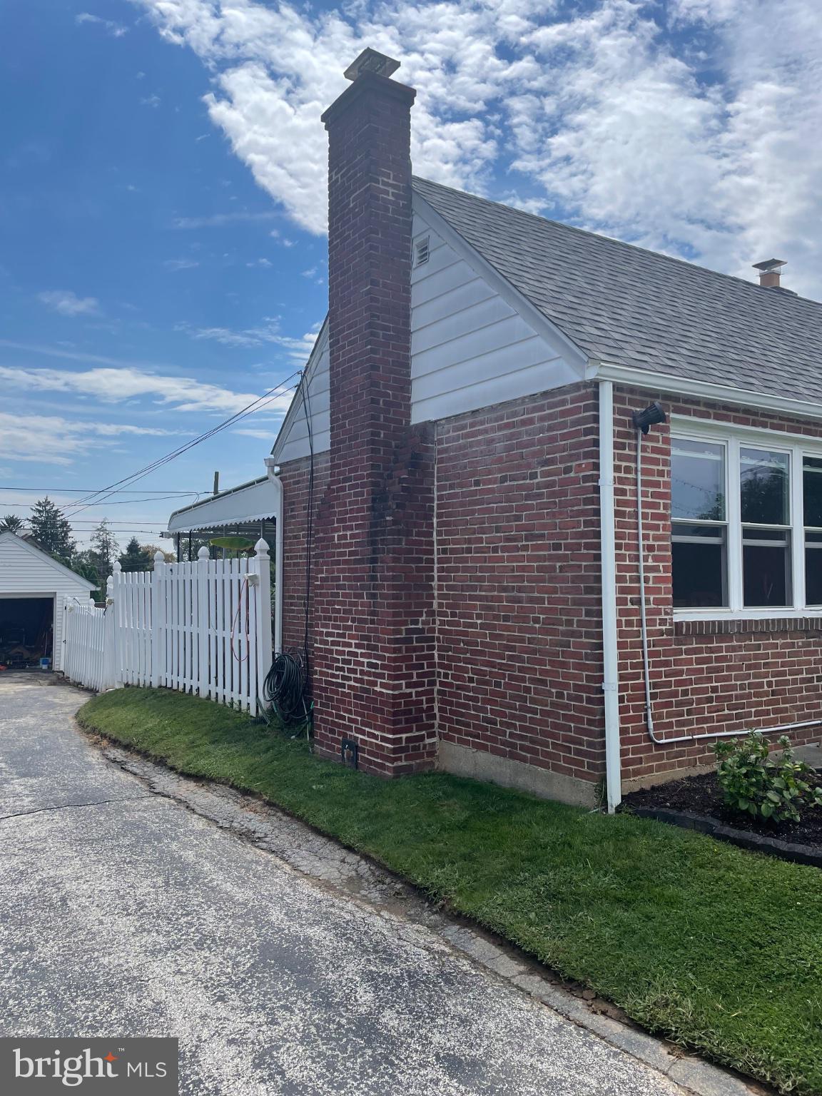 23 FAIRVIEW ROAD
