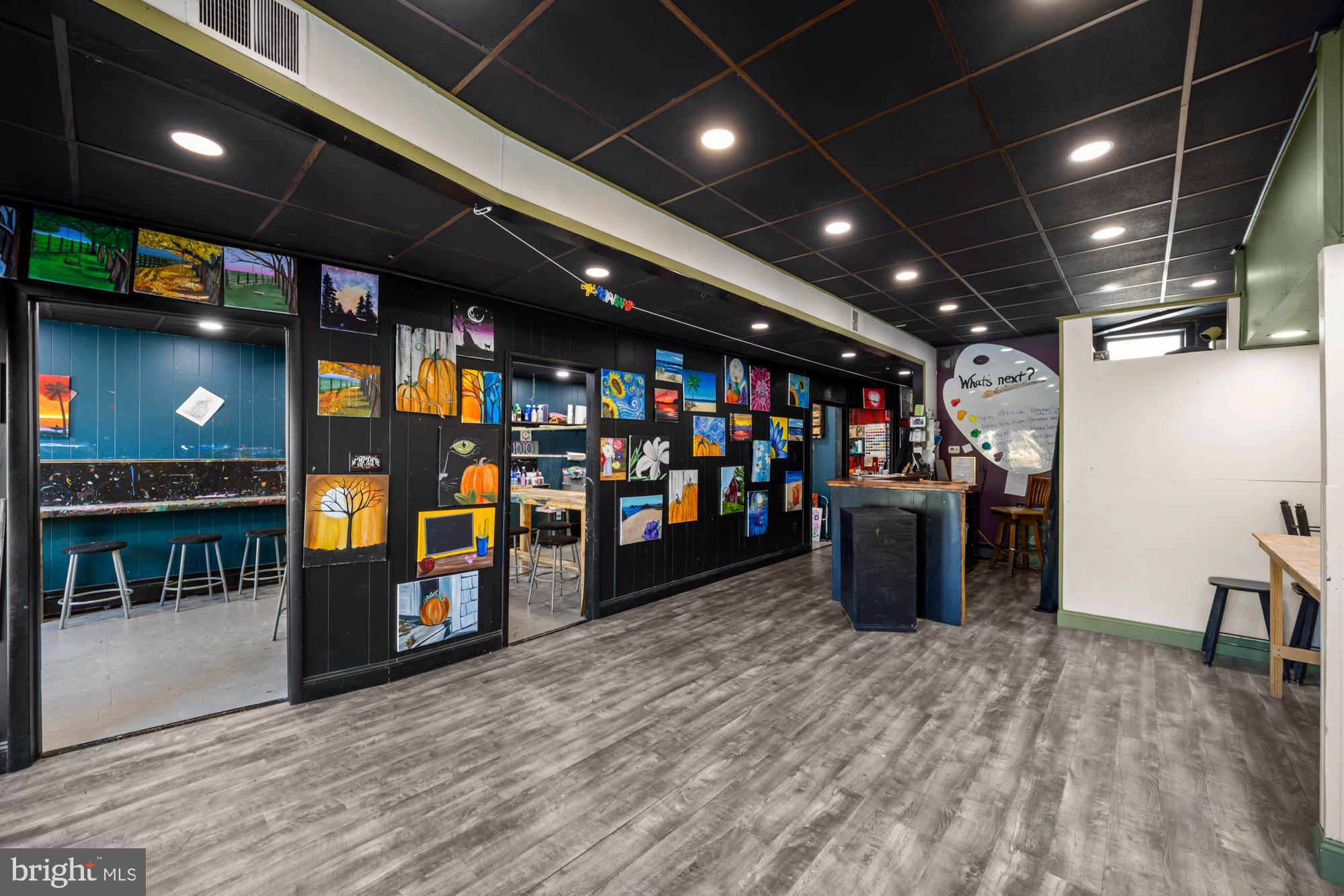 HAMMONTON TOWN - Commercial Sale